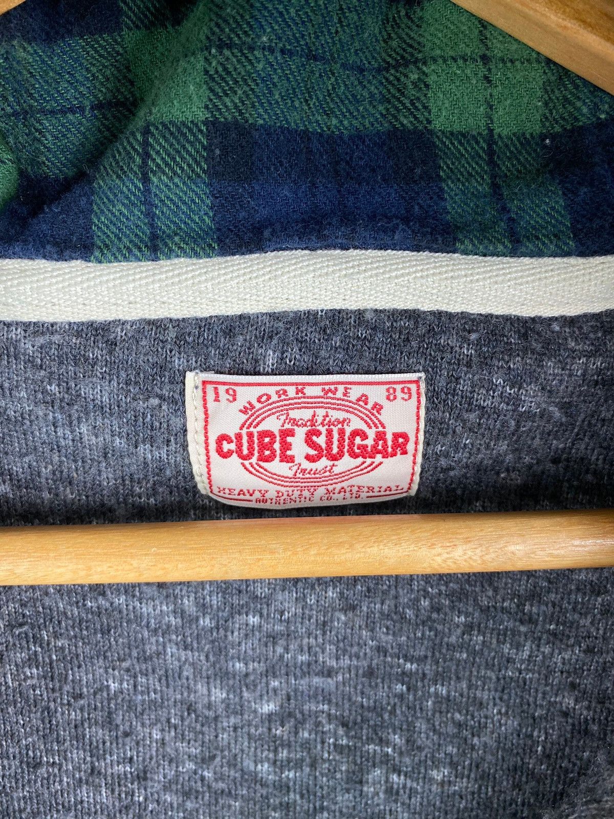 Japanese Brand × Vintage Vintage CUBE SUGAR Japanese Brand Fleece Hoodie Sweater Size US S / EU 44-46 / 1 - 4 Thumbnail