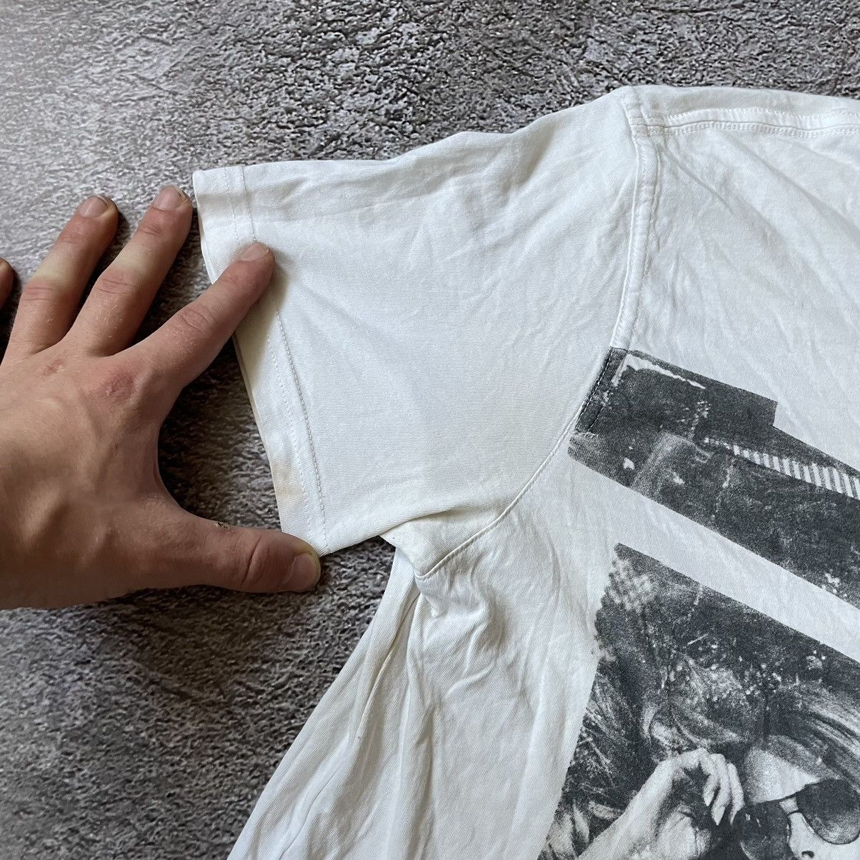 Vintage Vintage Y2K Sun Faded Graphic Tee Streetwear Archive Boxy XL Size US XL / EU 56 / 4 - 5 Thumbnail