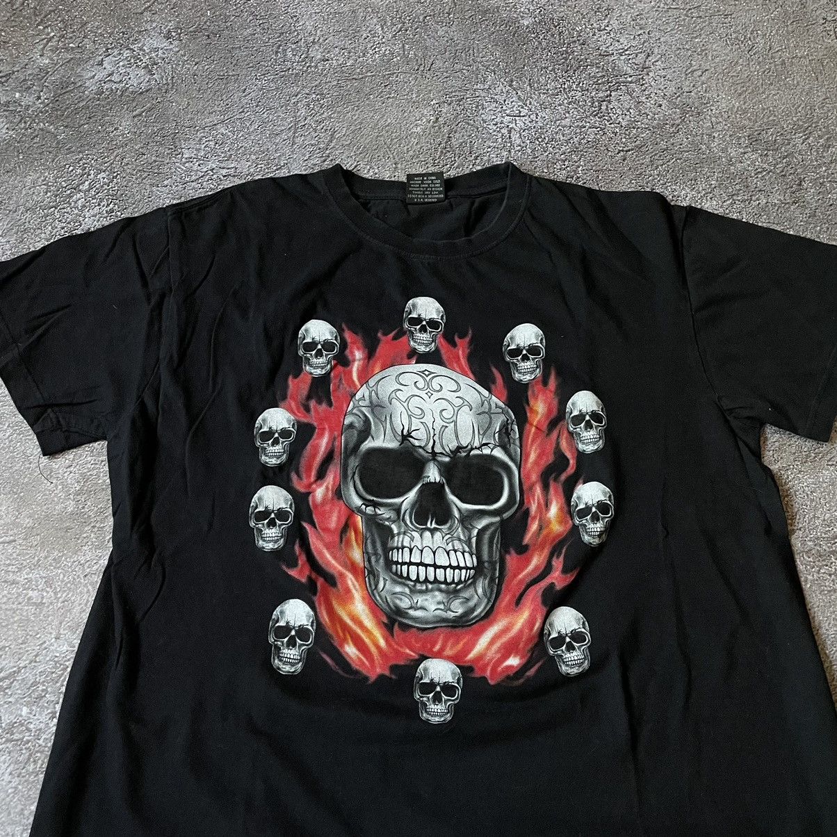 Vintage Vintage Y2K Graphic Tee Skull Horror Streetwear Grunge L Size US L / EU 52-54 / 3 - 5 Thumbnail
