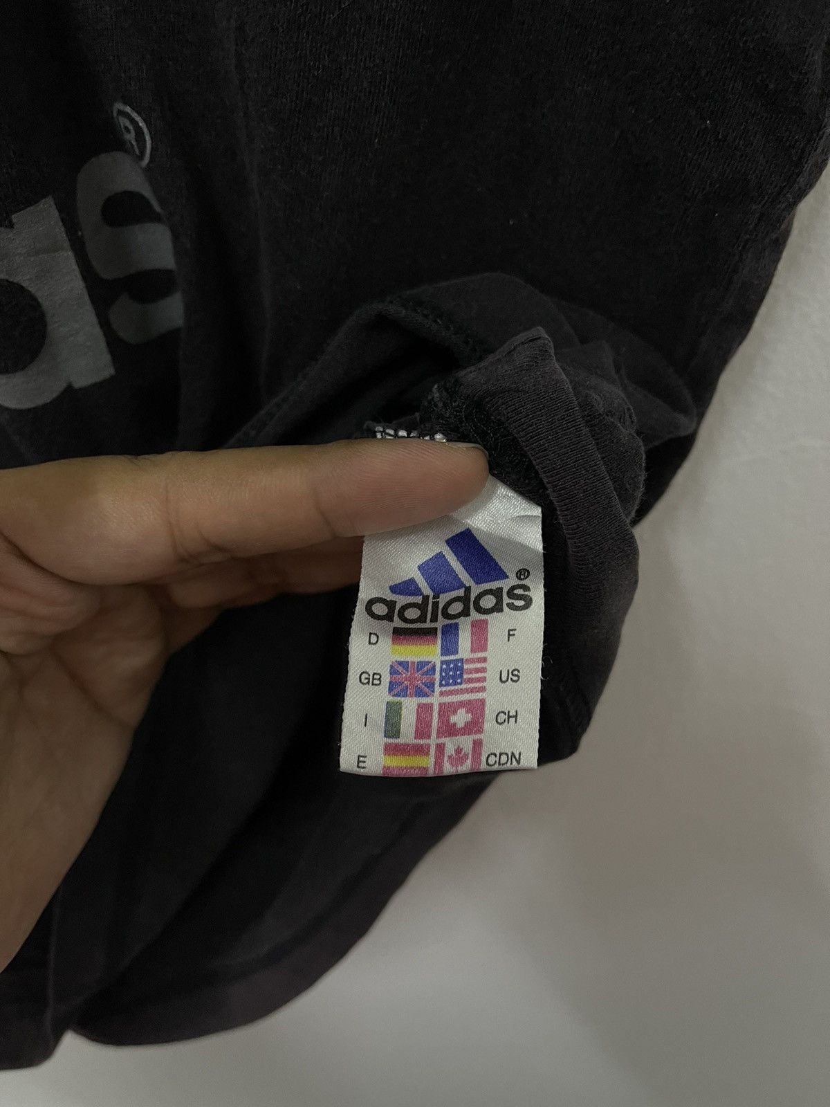 Adidas × Vintage Vintage 90s Adidas Trofoil Big Logo Tshirt Size US M / EU 48-50 / 2 - 5 Thumbnail