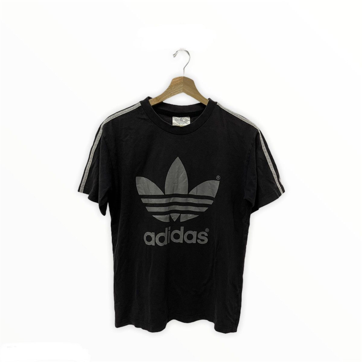 Adidas × Vintage Vintage 90s Adidas Trofoil Big Logo Tshirt Size US M / EU 48-50 / 2 - 1 Thumbnail
