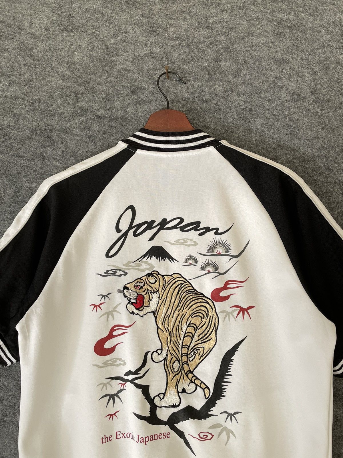 JAPANESE SUKAJAN JACKET