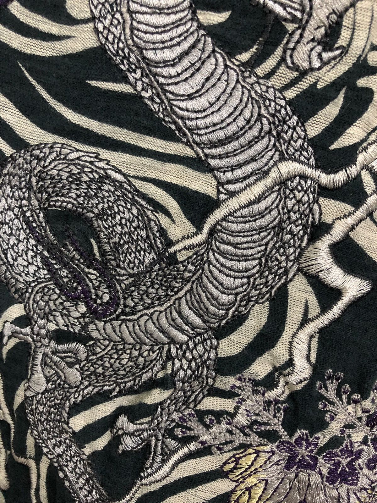 Japanese Brand Sukajan Dragon Embroidered T-Shirt Size US XL / EU 56 / 4 - 8 Thumbnail