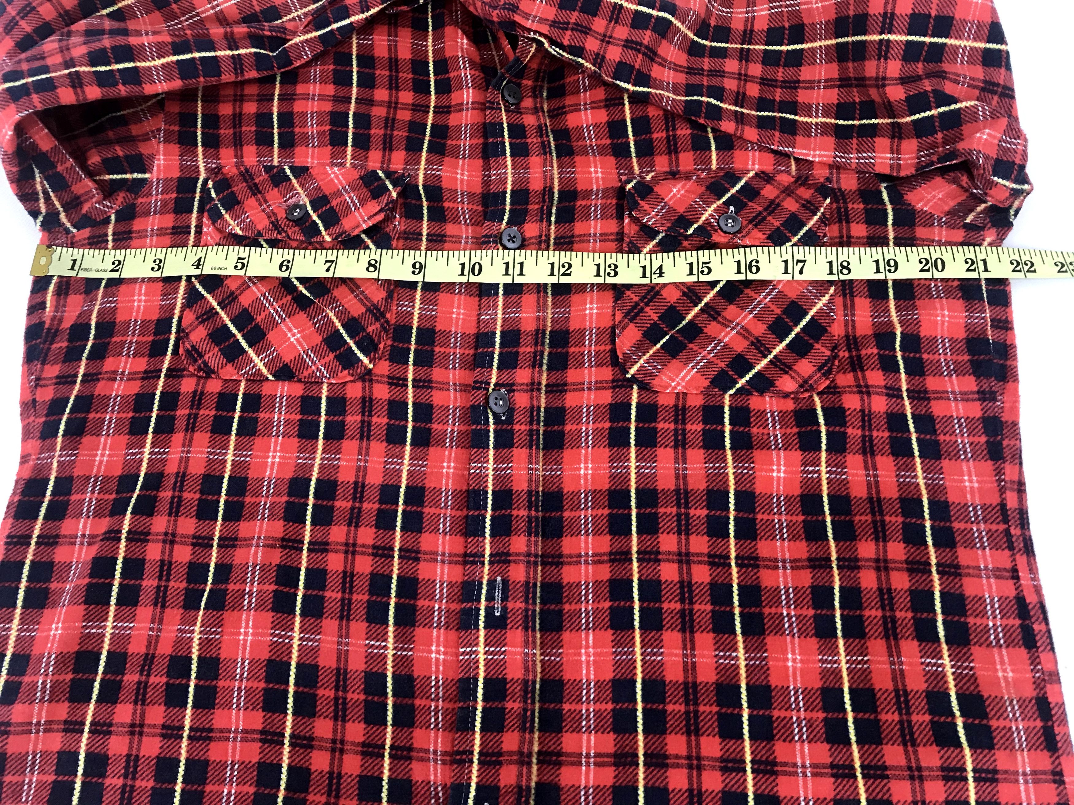 Vintage × Wrangler Vintage 80s 90s Wrangler Taiwan Roc Flannel WorkPlaid Check Size US L / EU 52-54 / 3 - 11 Thumbnail