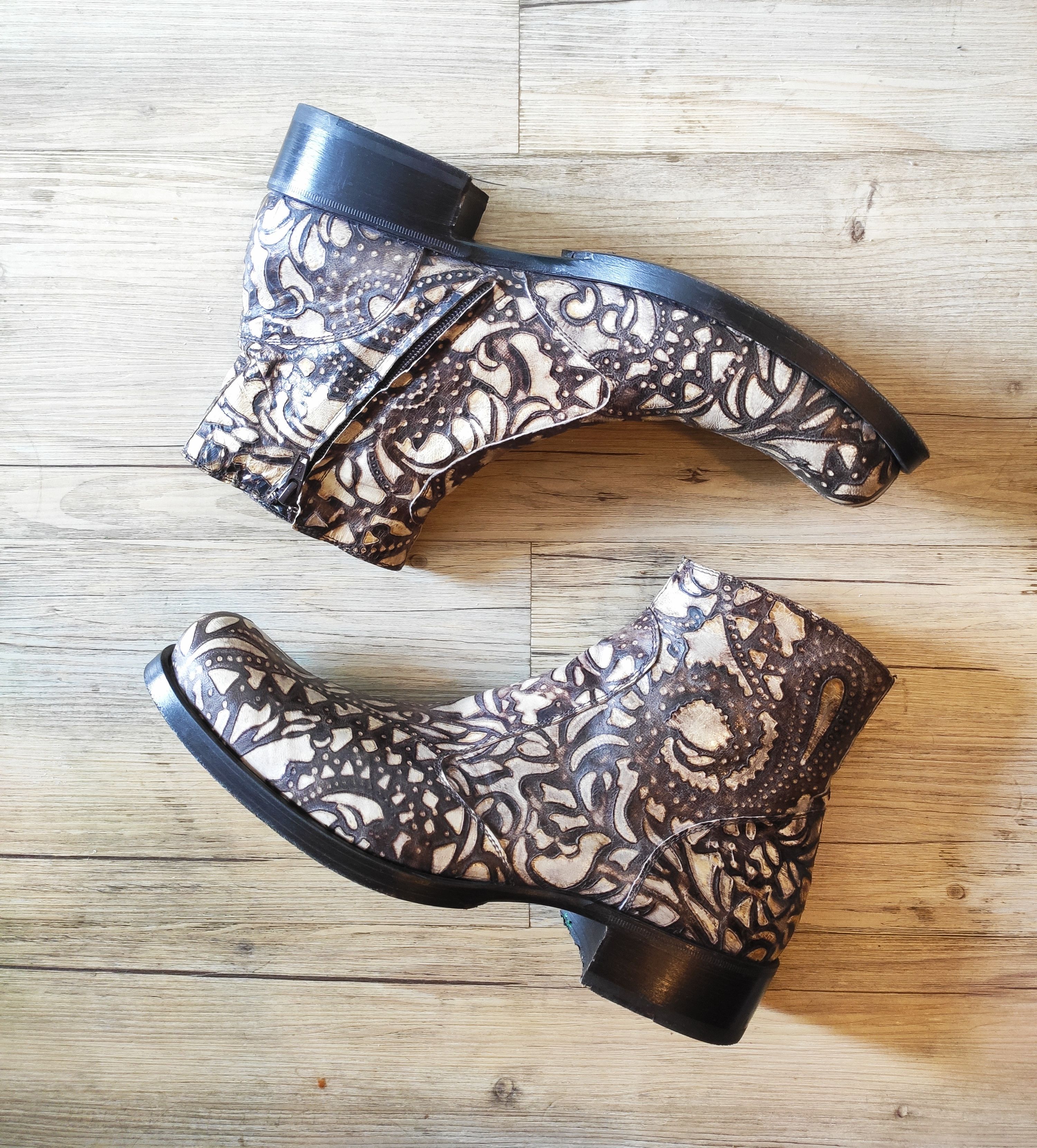 Gianni Barbato Woodburning leather boots.Like Saint Laurent or Celine Size US 8 / EU 41 - 1 Thumbnail
