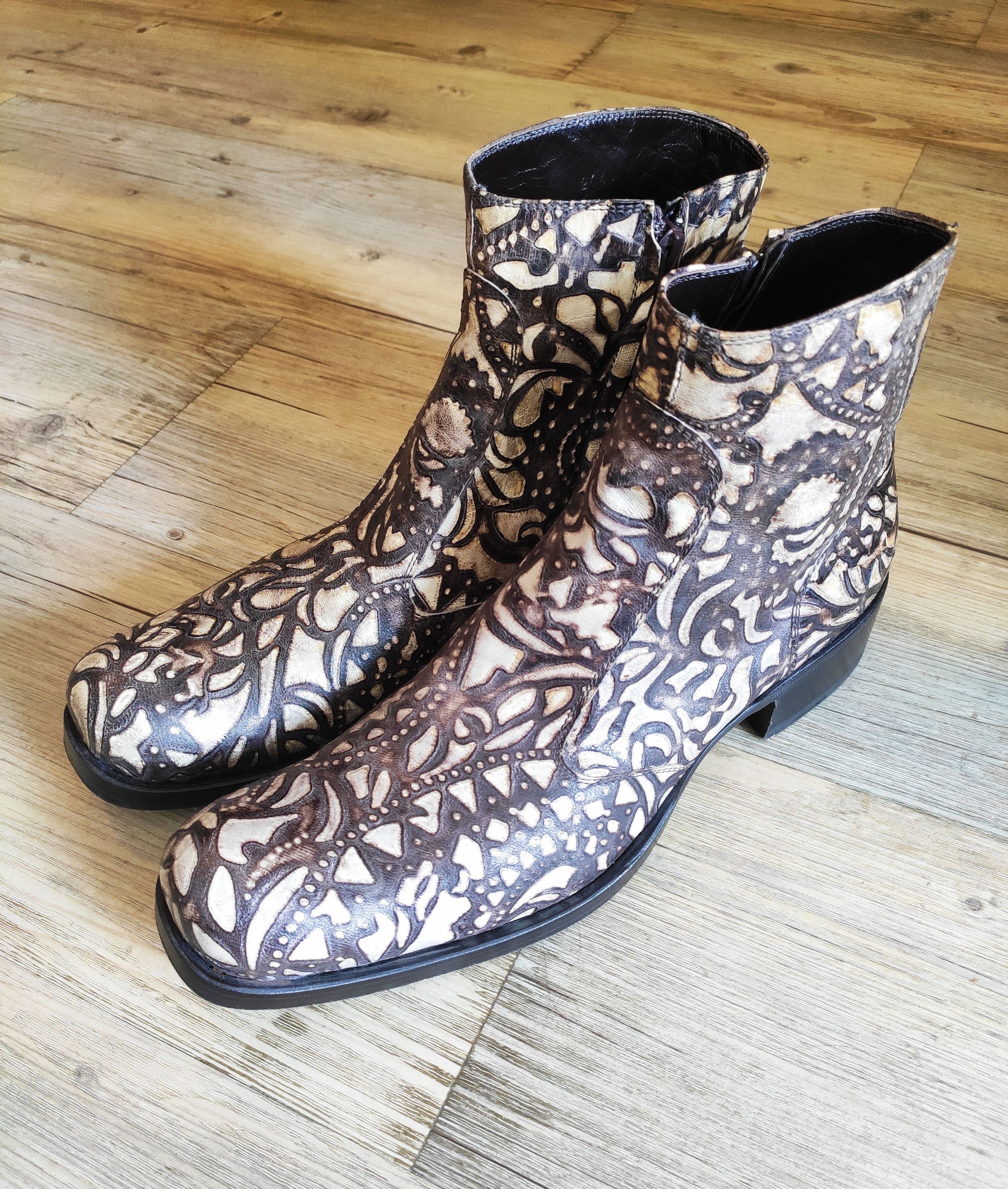 Gianni Barbato Woodburning leather boots.Like Saint Laurent or Celine Size US 8 / EU 41 - 2 Thumbnail