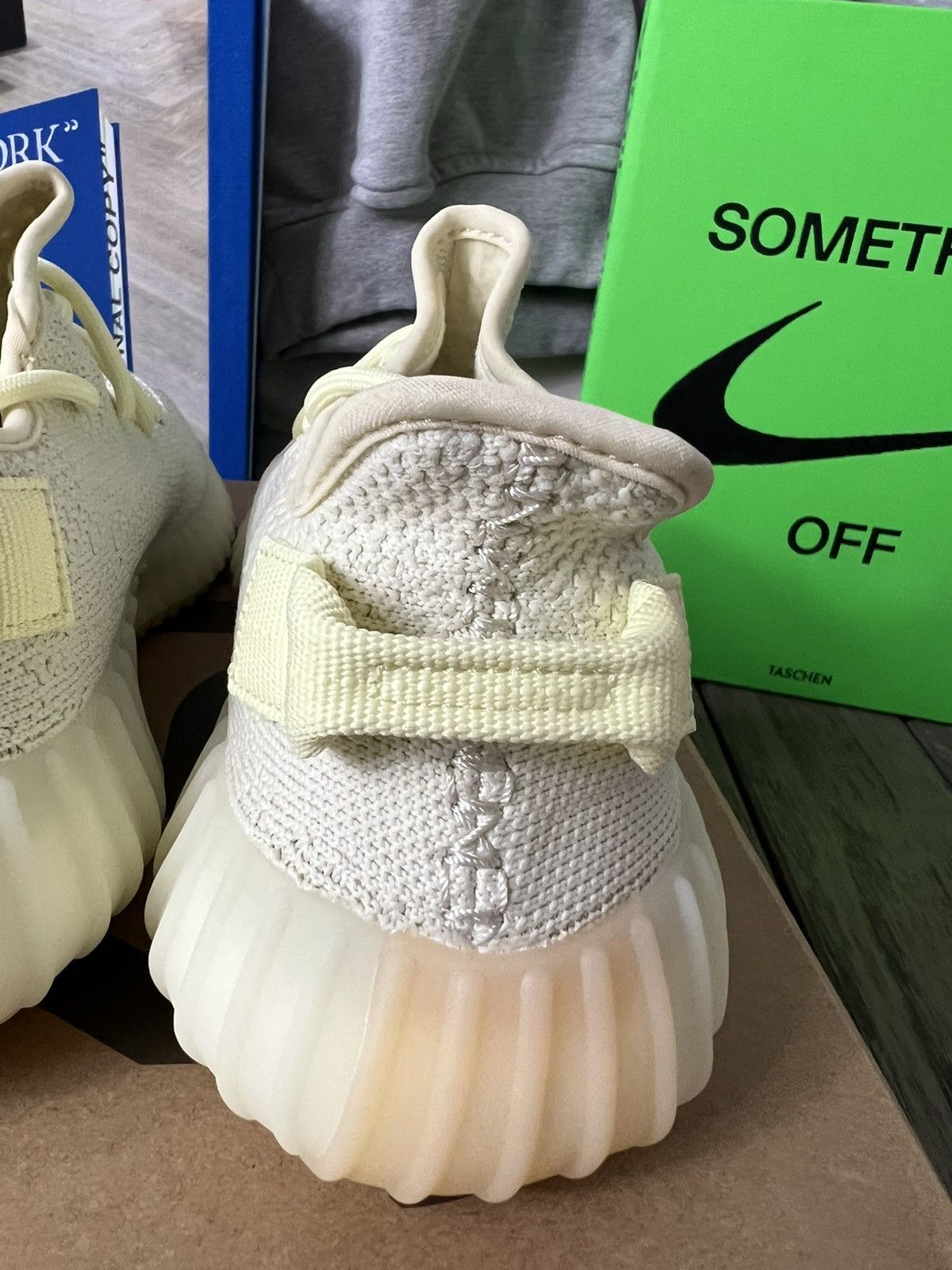 Adidas × Kanye West Yeezy Boost 350 V2 Butter Size US 5 / EU 37 - 5 Thumbnail