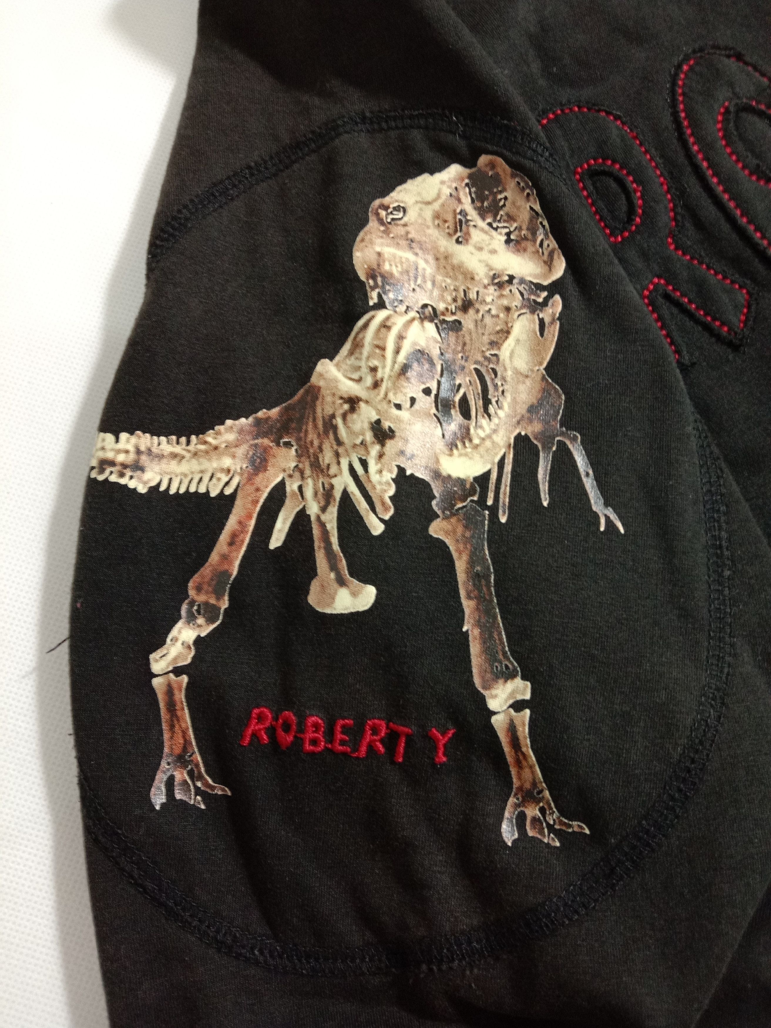 Vintage Vintage Robert Y T-Rex Skeleton Embroidery Spell Out Logo Size US S / EU 44-46 / 1 - 4 Thumbnail