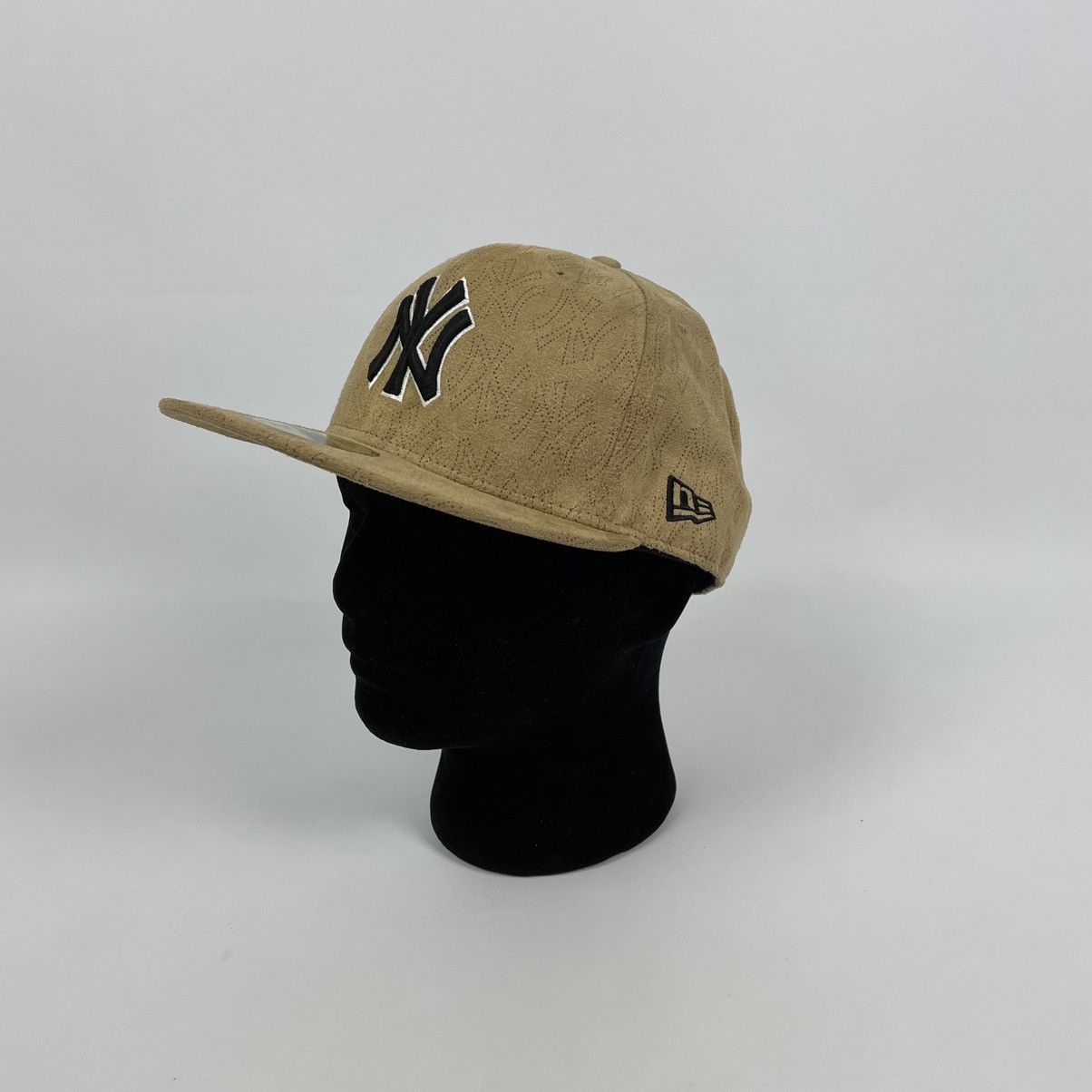 MLB New Era Tan Suede New York Yankees Hat 7 5/8 Size ONE SIZE - 3 Thumbnail