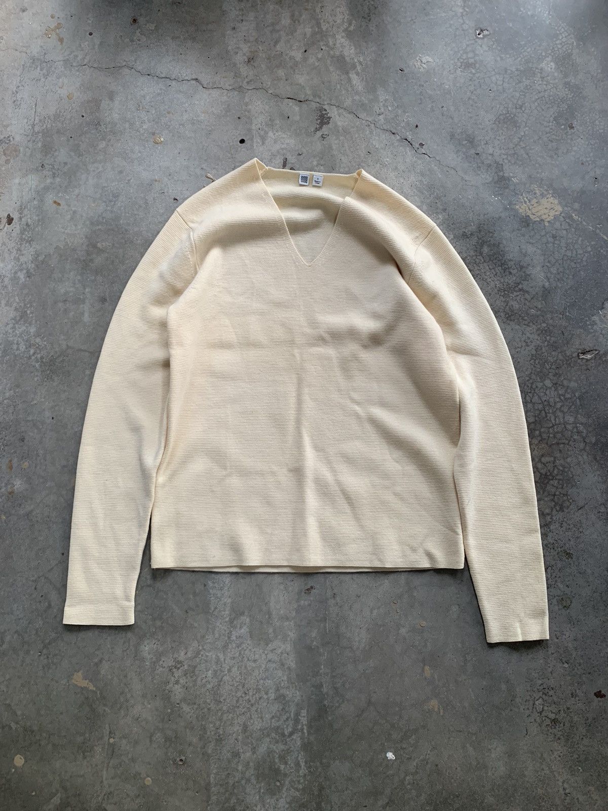 Lemaire × Uniqlo Uniqlo Lemaire Wool Sweater V neck Size S / US 4 / IT 40 - 1 Thumbnail