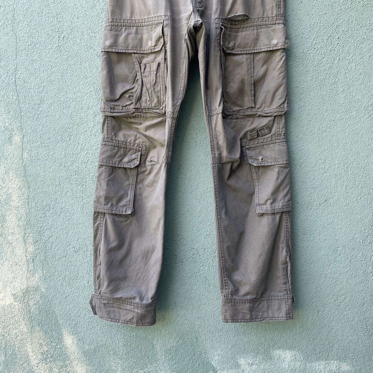 Japanese Brand Vintage PURPLE AND YELLOW Distressed 9 Pocket Cargo Pants Size US 32 / EU 48 - 5 Thumbnail