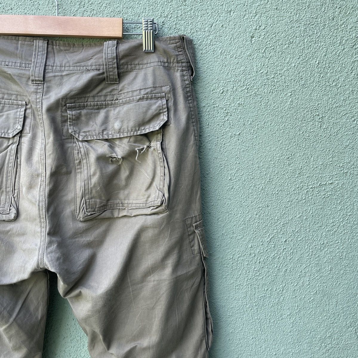Japanese Brand Vintage PURPLE AND YELLOW Distressed 9 Pocket Cargo Pants Size US 32 / EU 48 - 13 Thumbnail