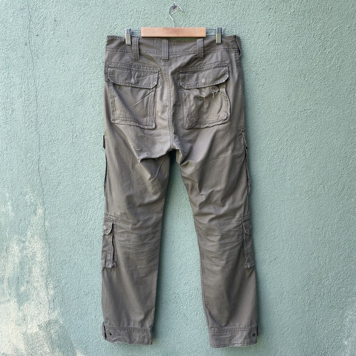 Japanese Brand Vintage PURPLE AND YELLOW Distressed 9 Pocket Cargo Pants Size US 32 / EU 48 - 15 Thumbnail
