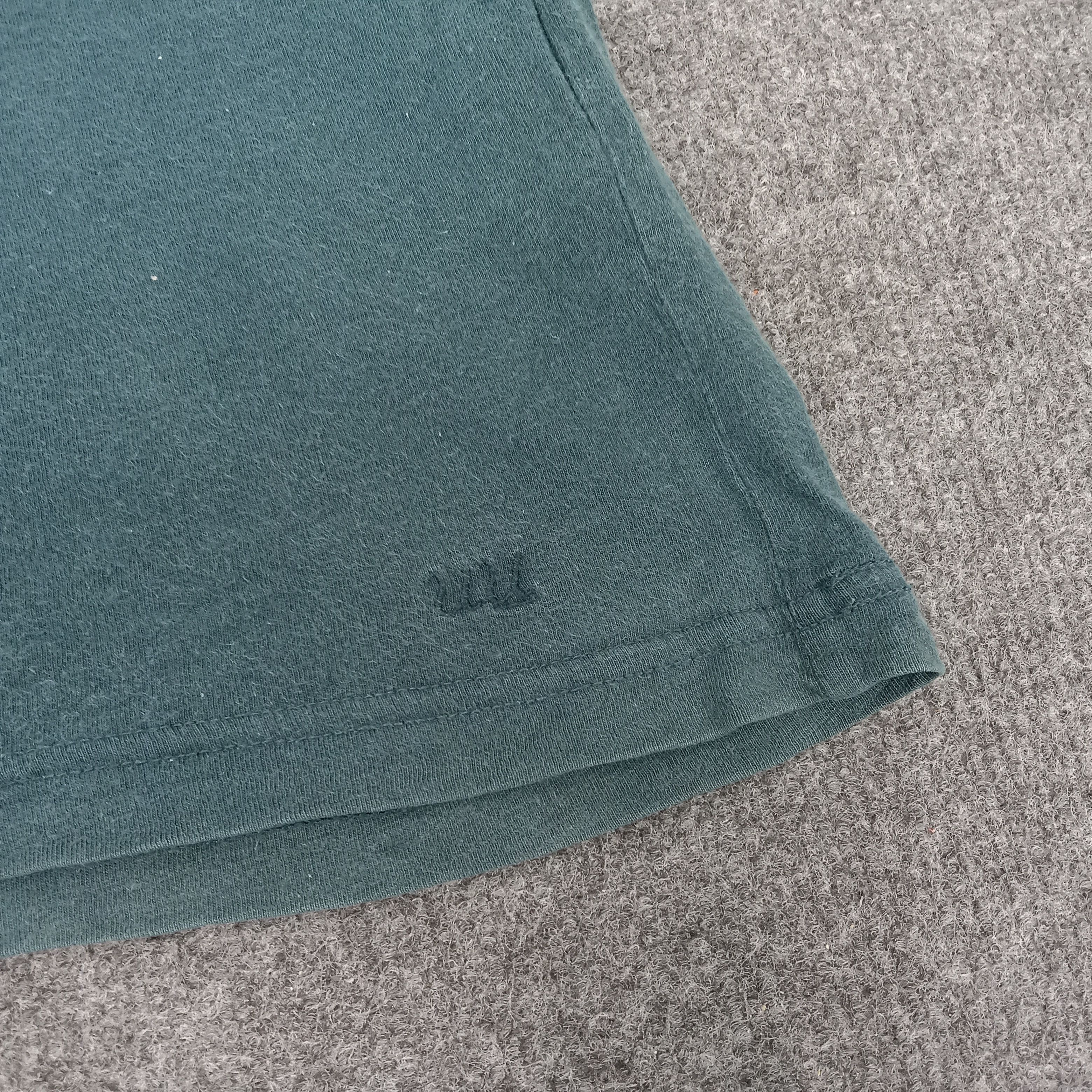 Japanese Brand × Undercover × Vintage Uniqlo Undercover Japanese Brand Tshirt Size US M / EU 48-50 / 2 - 7 Thumbnail