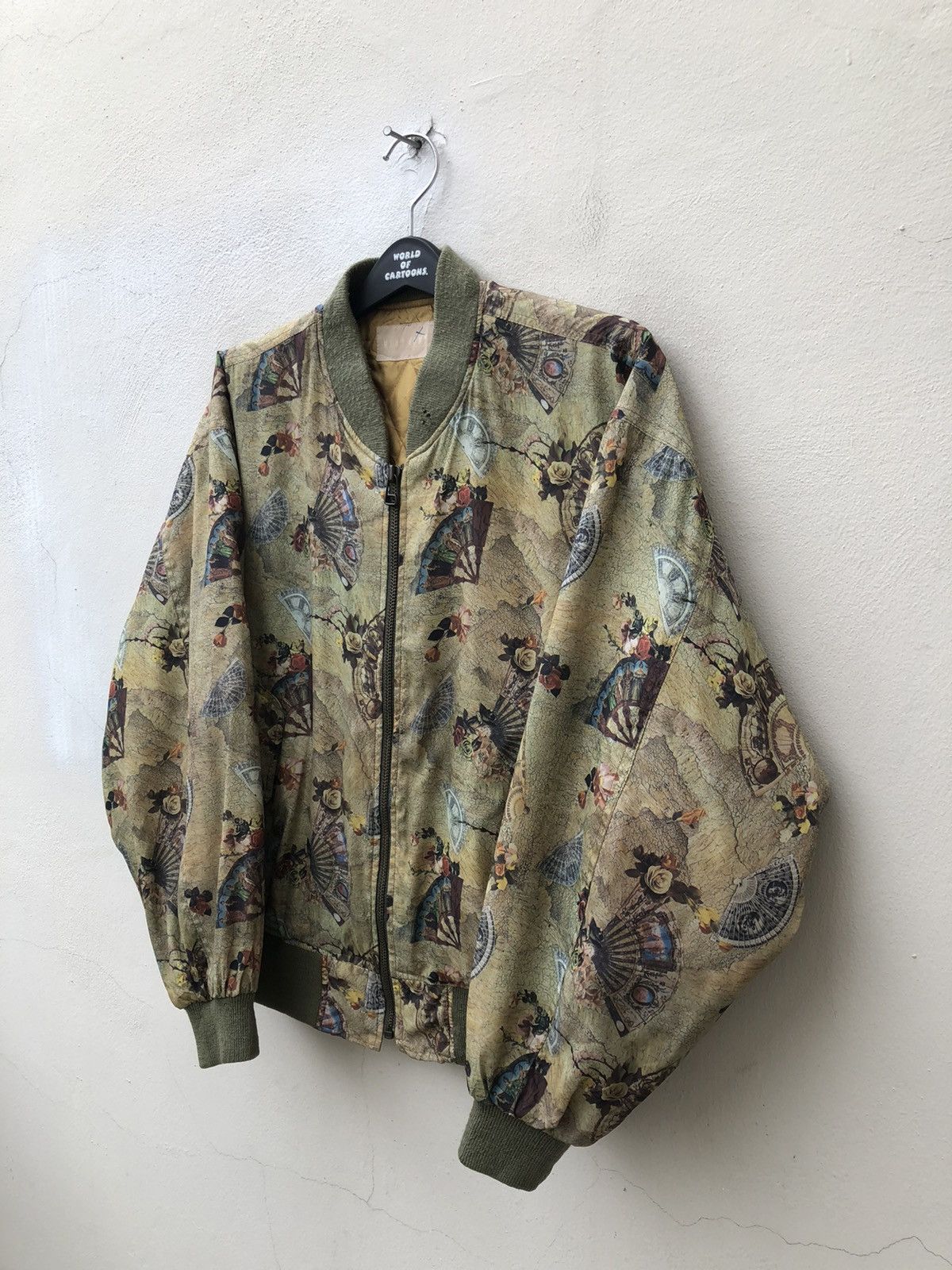 Vintage Vintage Japan Brand Men’s Gumu Full Printed Bomber Jacket Size US M / EU 48-50 / 2 - 9 Thumbnail