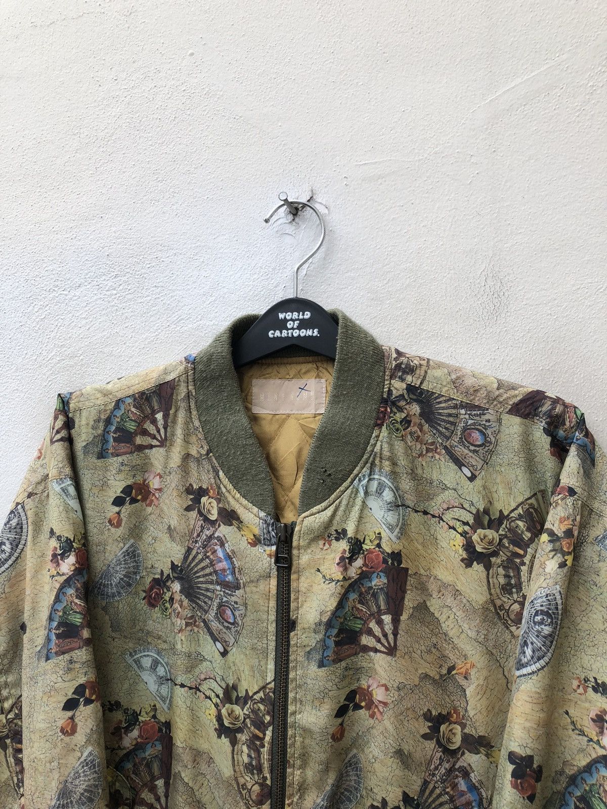 Vintage Vintage Japan Brand Men’s Gumu Full Printed Bomber Jacket Size US M / EU 48-50 / 2 - 7 Thumbnail