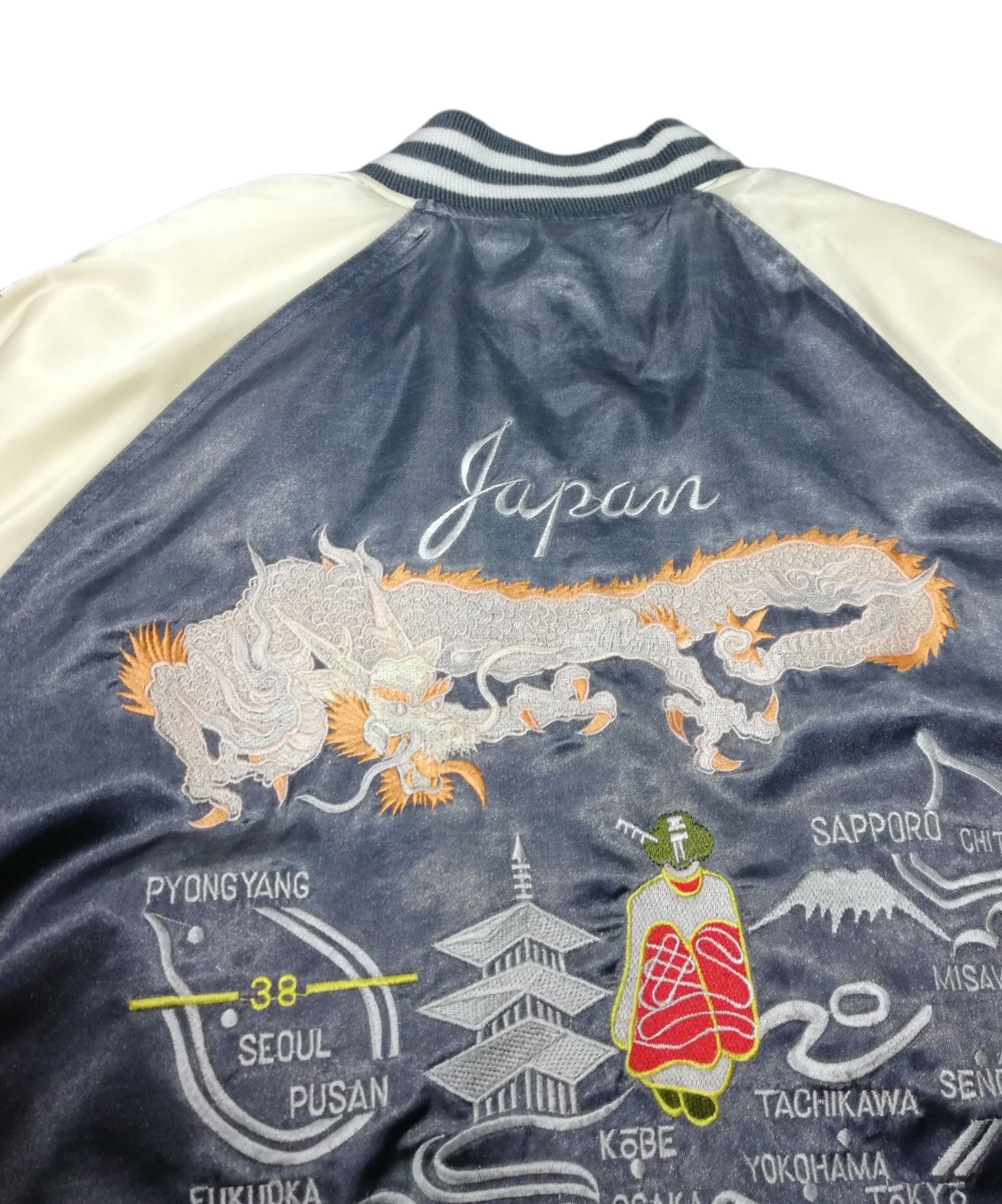 Japanese Brand 🔥DOPE RARE 🐉 Dragon Ryu Tattoo Art Embroidery Embroidered Size US M / EU 48-50 / 2 - 9 Thumbnail