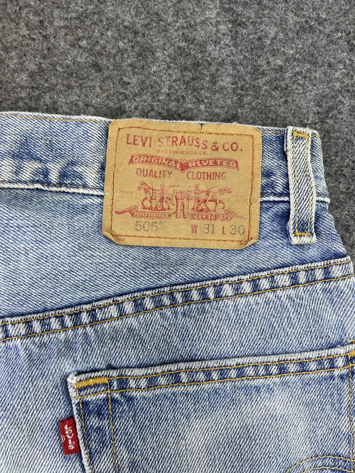 Levi's Vintage Levis 505 Distressed Jeans - J895 Size US 31 - 12 Thumbnail