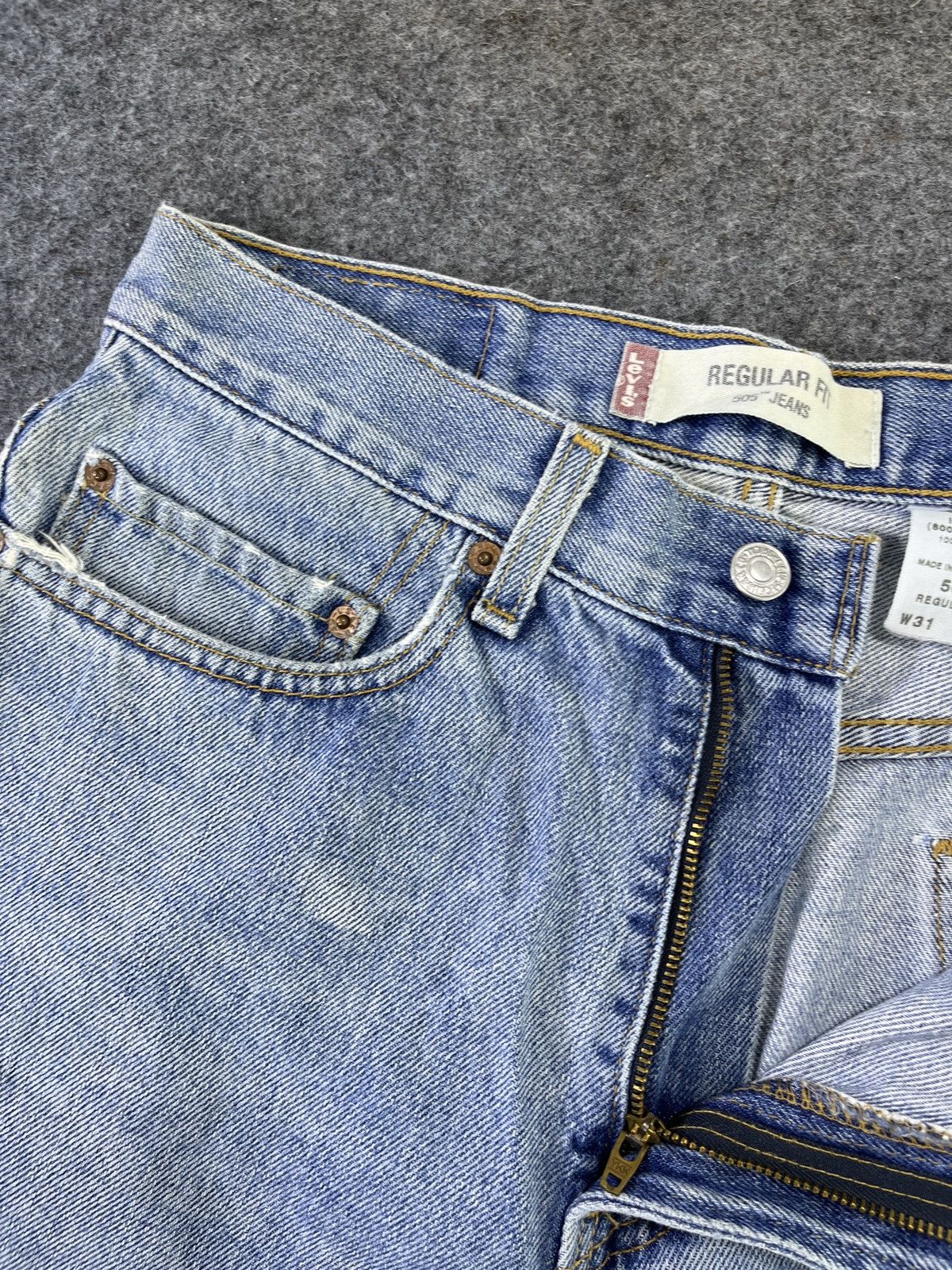 Levi's Vintage Levis 505 Distressed Jeans - J895 Size US 31 - 6 Thumbnail