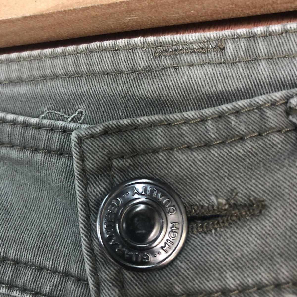 Japanese Brand Luxury Jeans Grey Multipocket cargo Pants #2321 Size US 27 - 8 Thumbnail