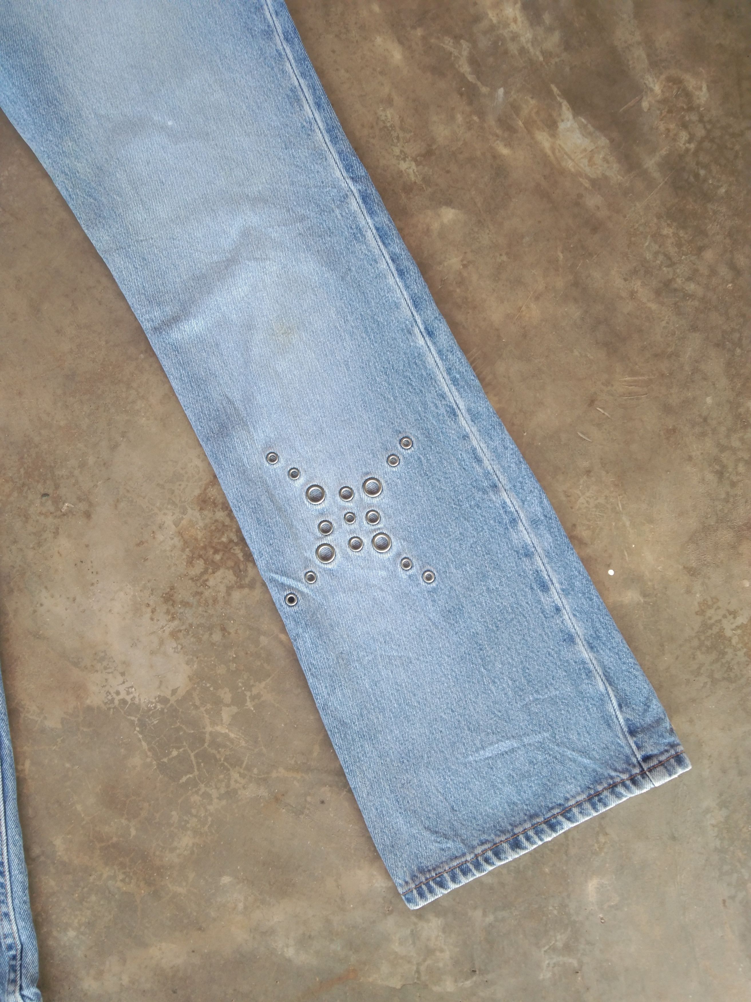 Jean × Levi's × Vintage Vintage Levis 518 Boot Cut Jeans 31x31 Size US 31 - 7 Thumbnail