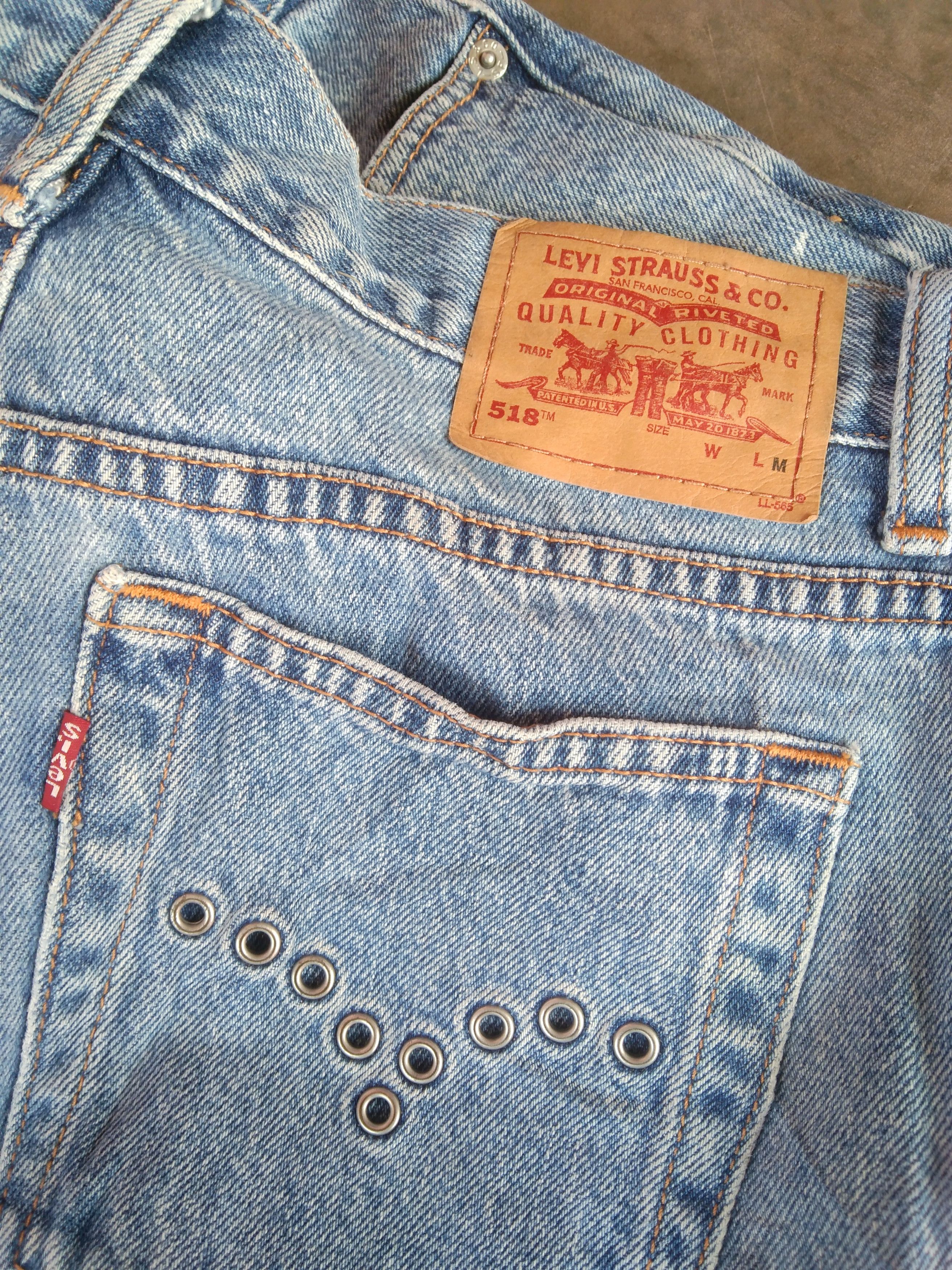 Jean × Levi's × Vintage Vintage Levis 518 Boot Cut Jeans 31x31 Size US 31 - 3 Thumbnail