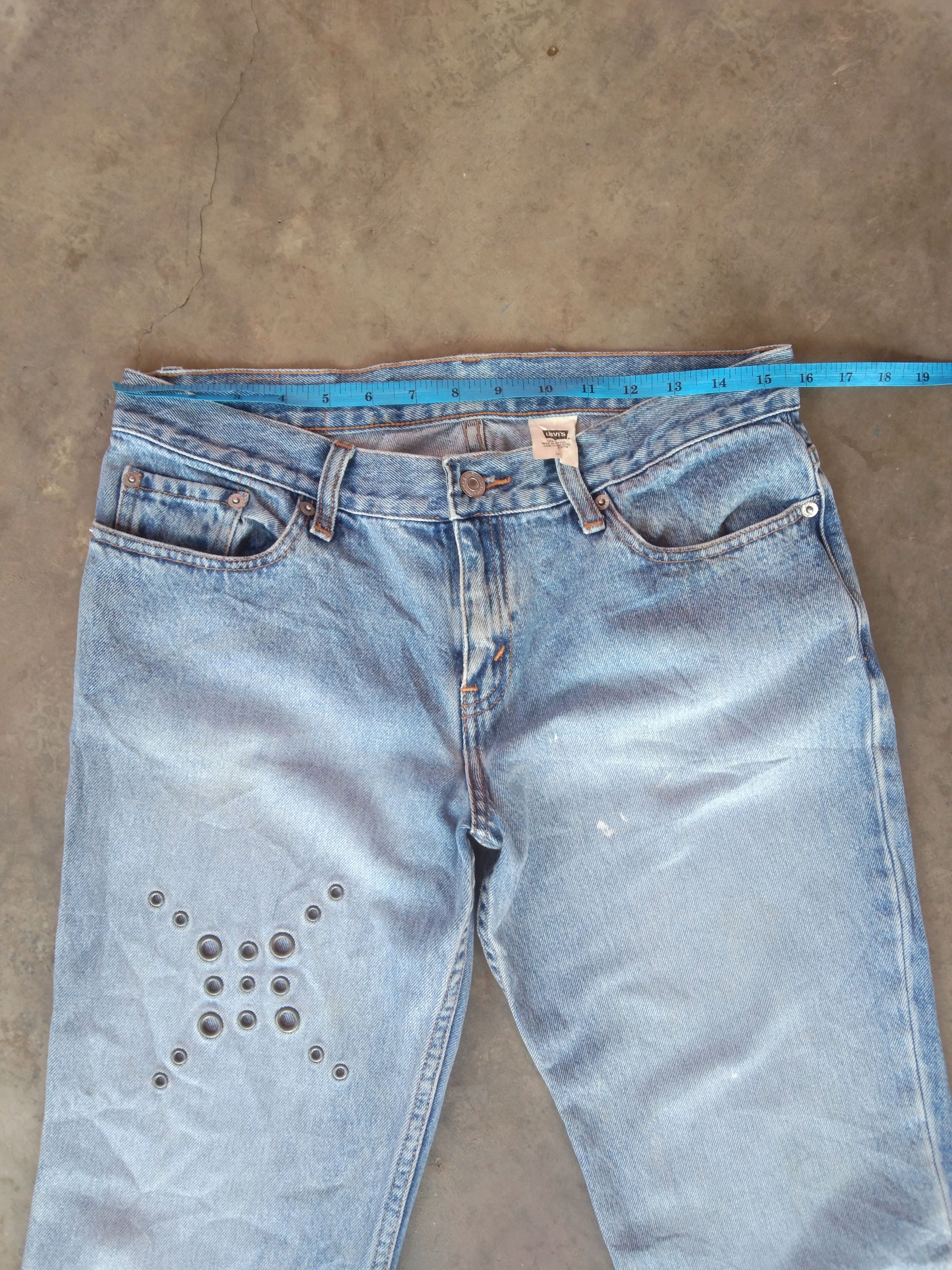 Jean × Levi's × Vintage Vintage Levis 518 Boot Cut Jeans 31x31 Size US 31 - 8 Thumbnail