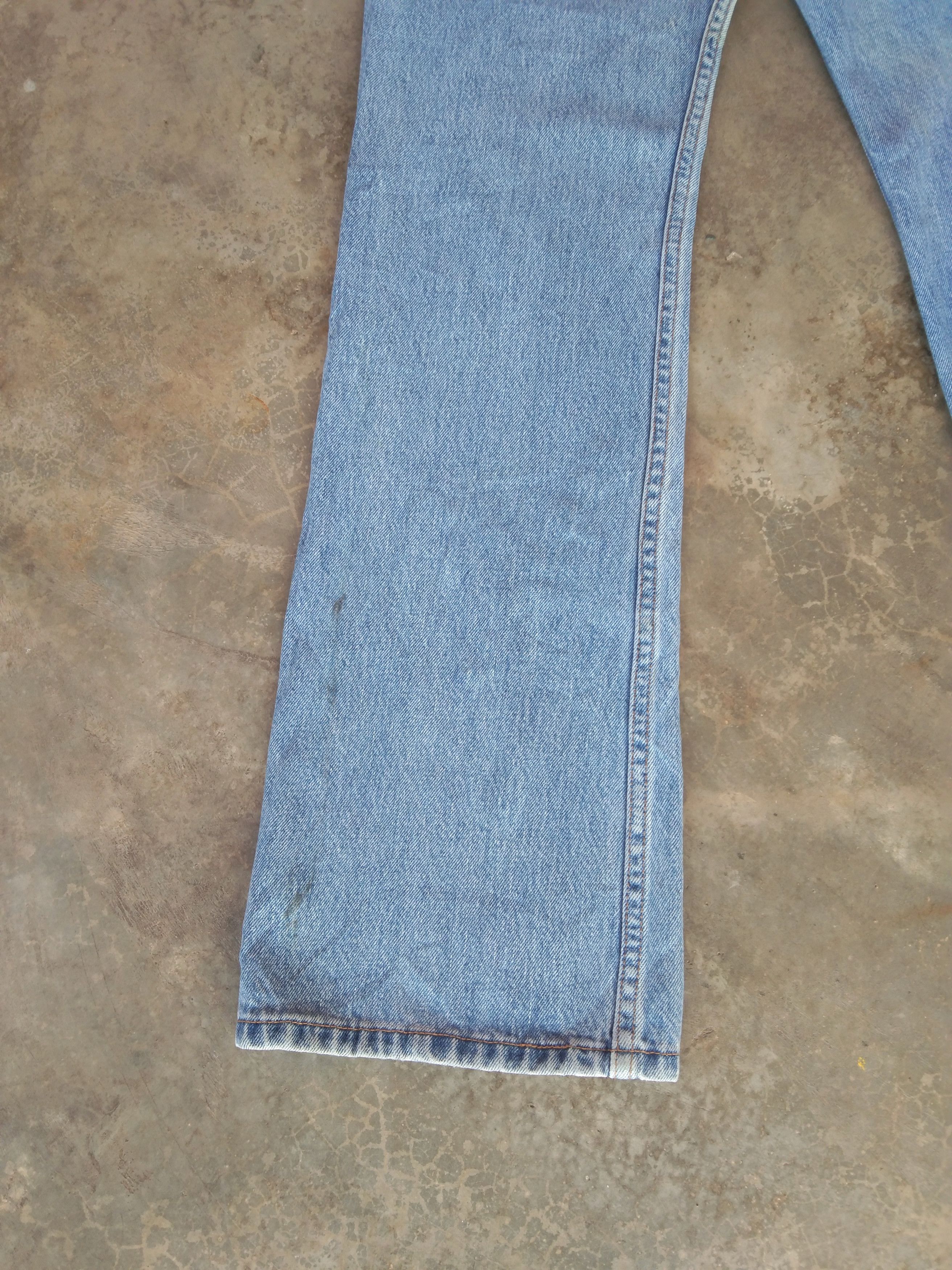 Jean × Levi's × Vintage Vintage Levis 518 Boot Cut Jeans 31x31 Size US 31 - 6 Thumbnail