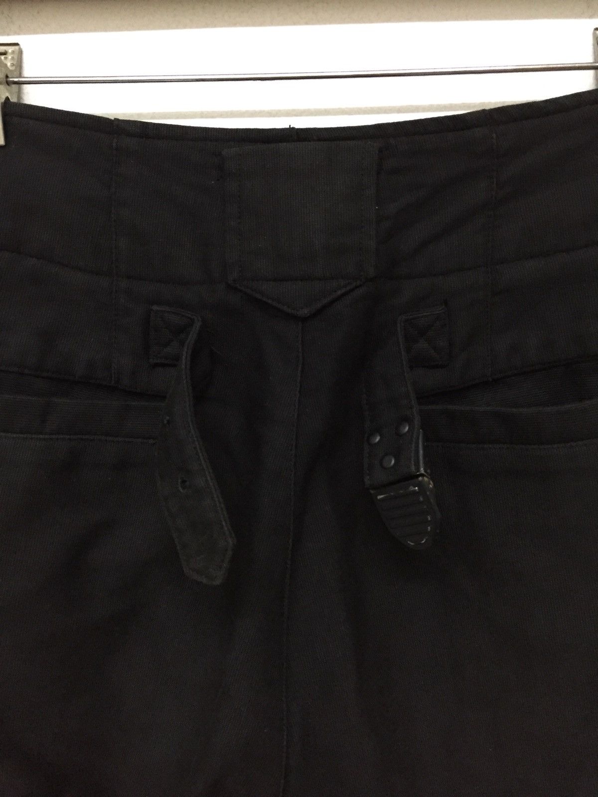 Issey Miyake 90s Issey Miyake Men Hidden side pocket heavy cotton buckle Size US 30 / EU 46 - 9 Thumbnail