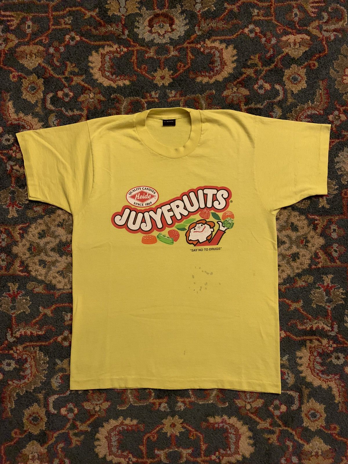 Vintage Vintage 90’s Jujyfruits T shirt Size US XL / EU 56 / 4 - 1 Thumbnail