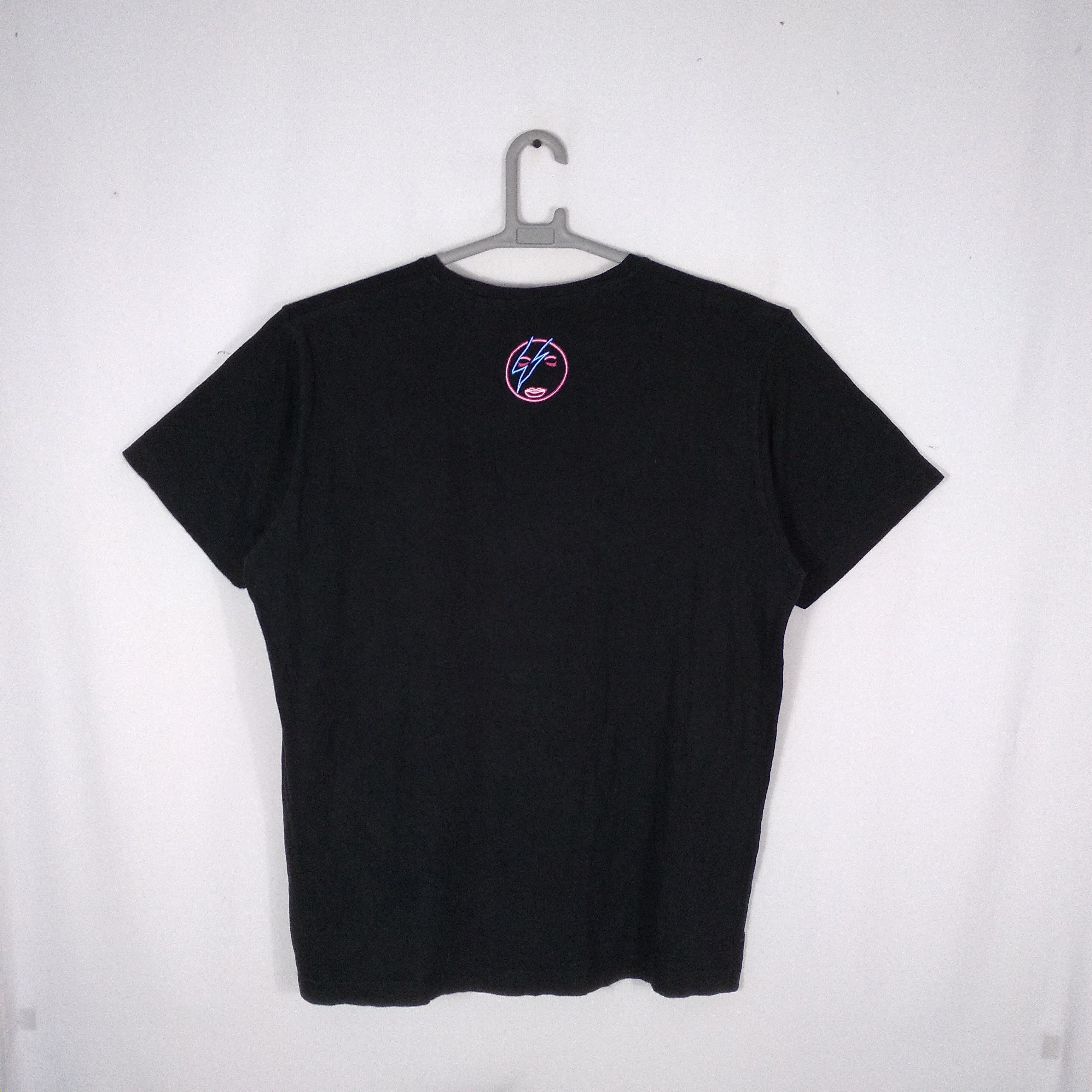 Band Tees × Uniqlo × Vintage Famous Iconic Musician David Bowie Tee By Uniqlo Size US L / EU 52-54 / 3 - 3 Thumbnail