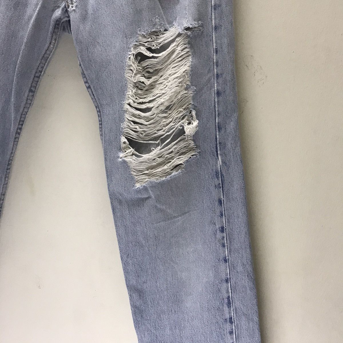 Levi's Vintage 90s Levi’s 501 Grunge Denim Jeans Size US 30 / EU 46 - 8 Thumbnail