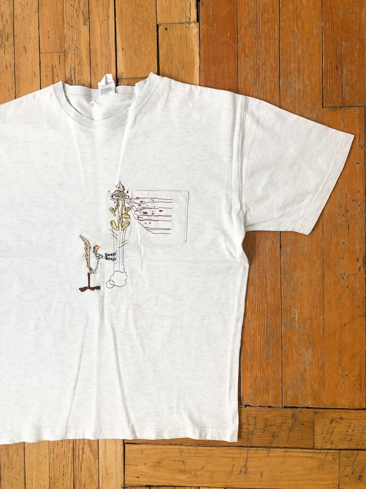 Vintage × Warner Bros 2000 Faded 'Beep, Beep' Looney Tunes T-Shirt Size US L / EU 52-54 / 3 - 1 Thumbnail