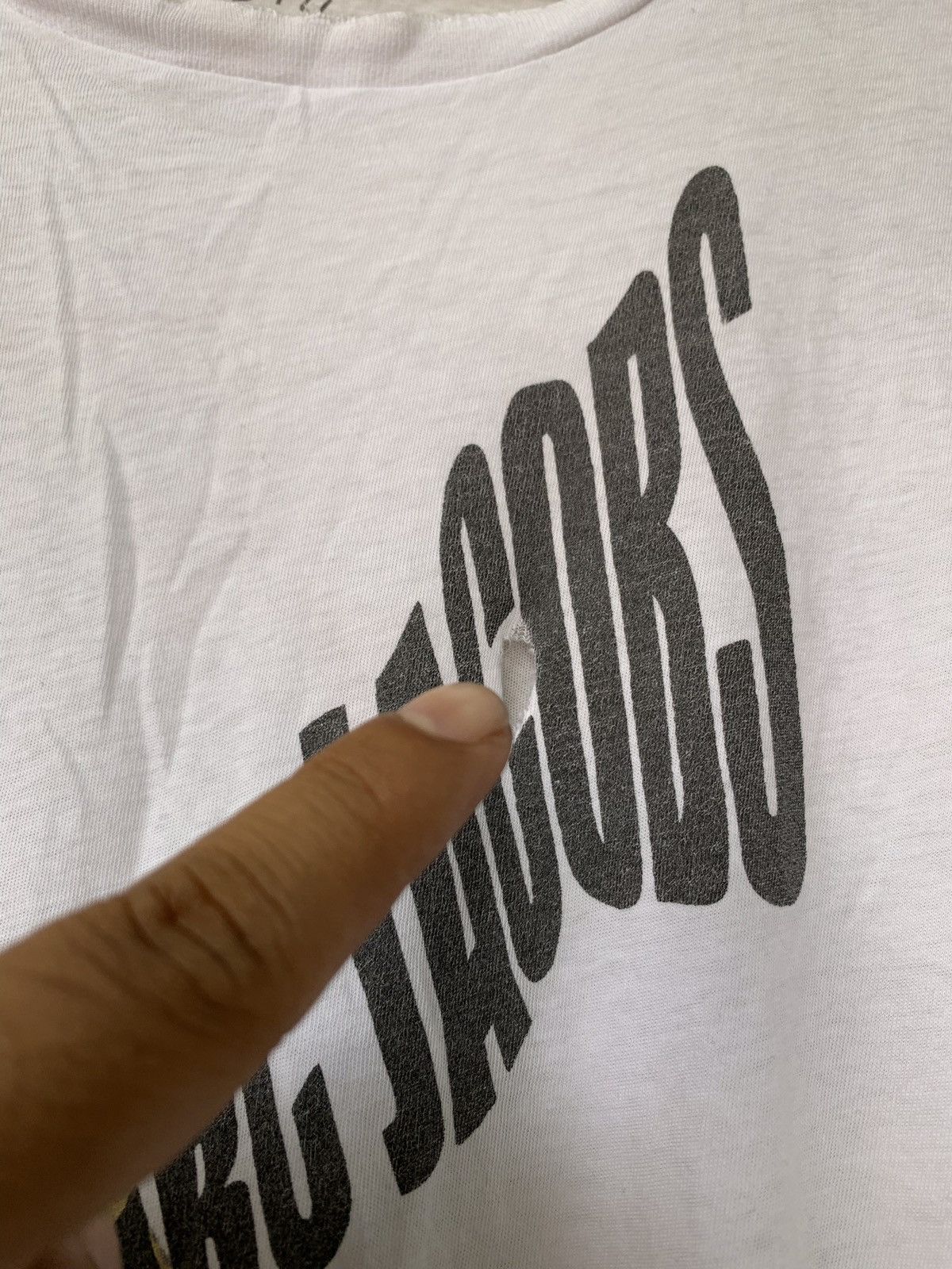 Marc Jacobs × Vintage Marc Jacobs Distresses Classic Thin Shirt Size US M / EU 48-50 / 2 - 5 Thumbnail