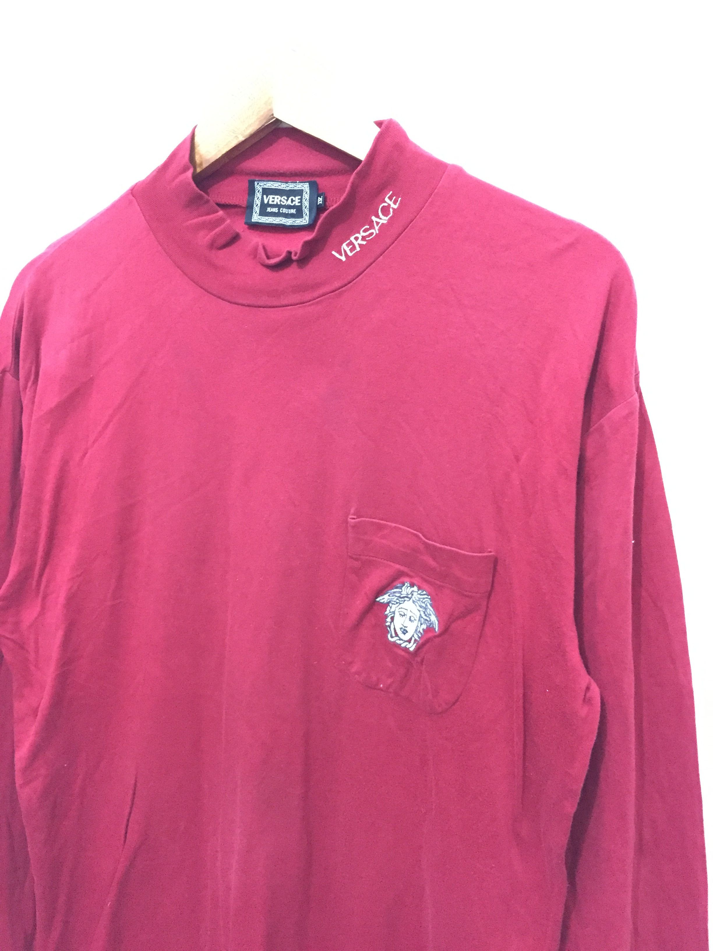 Versace × Versace Jeans Couture 90's Versace short Turtle neck embroidered logo long sleeve Size US L / EU 52-54 / 3 - 1 Thumbnail