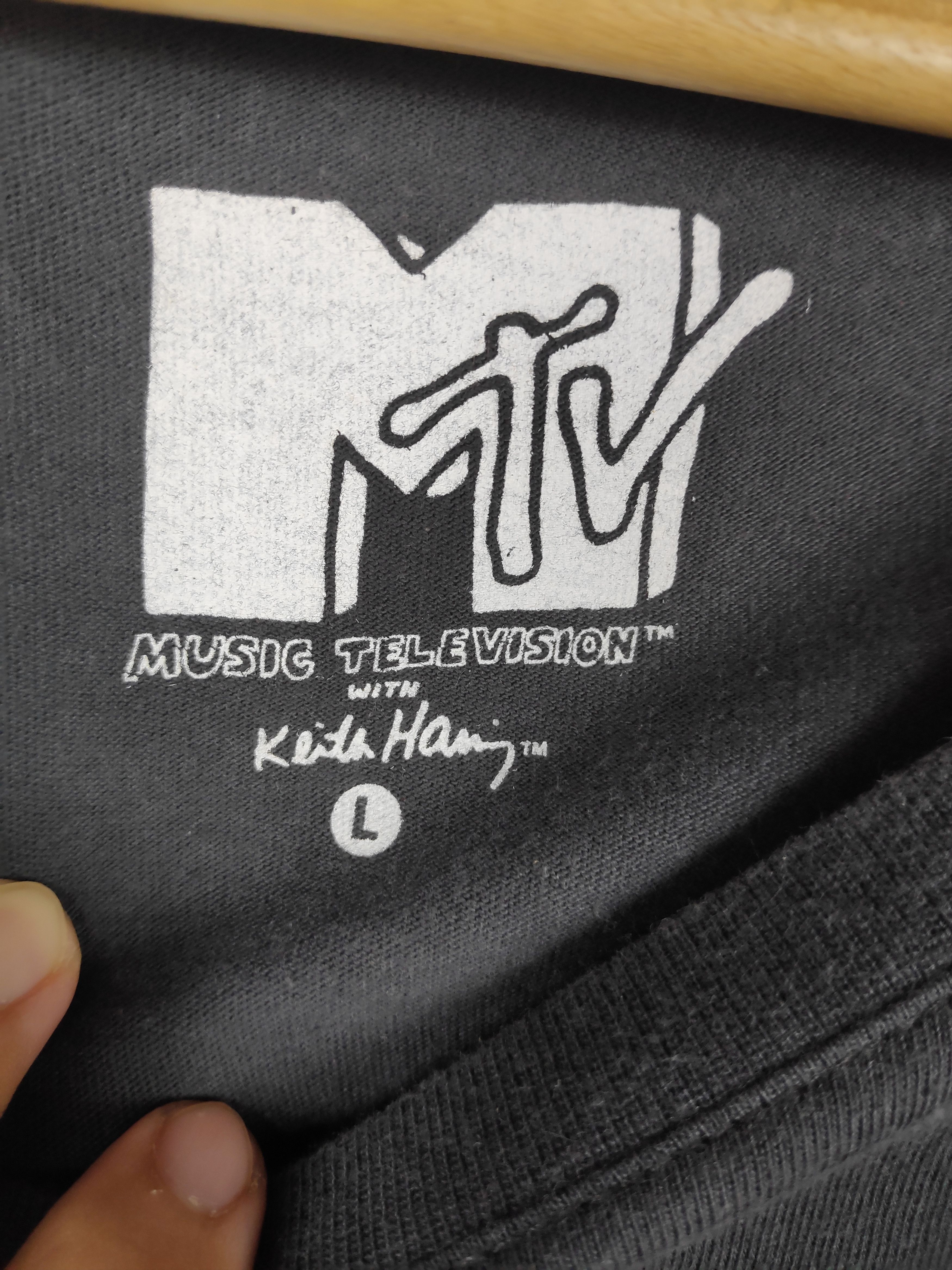 Japanese Brand MTV x Keith Haring Pop Art Love Design Shirt Size US L / EU 52-54 / 3 - 4 Thumbnail