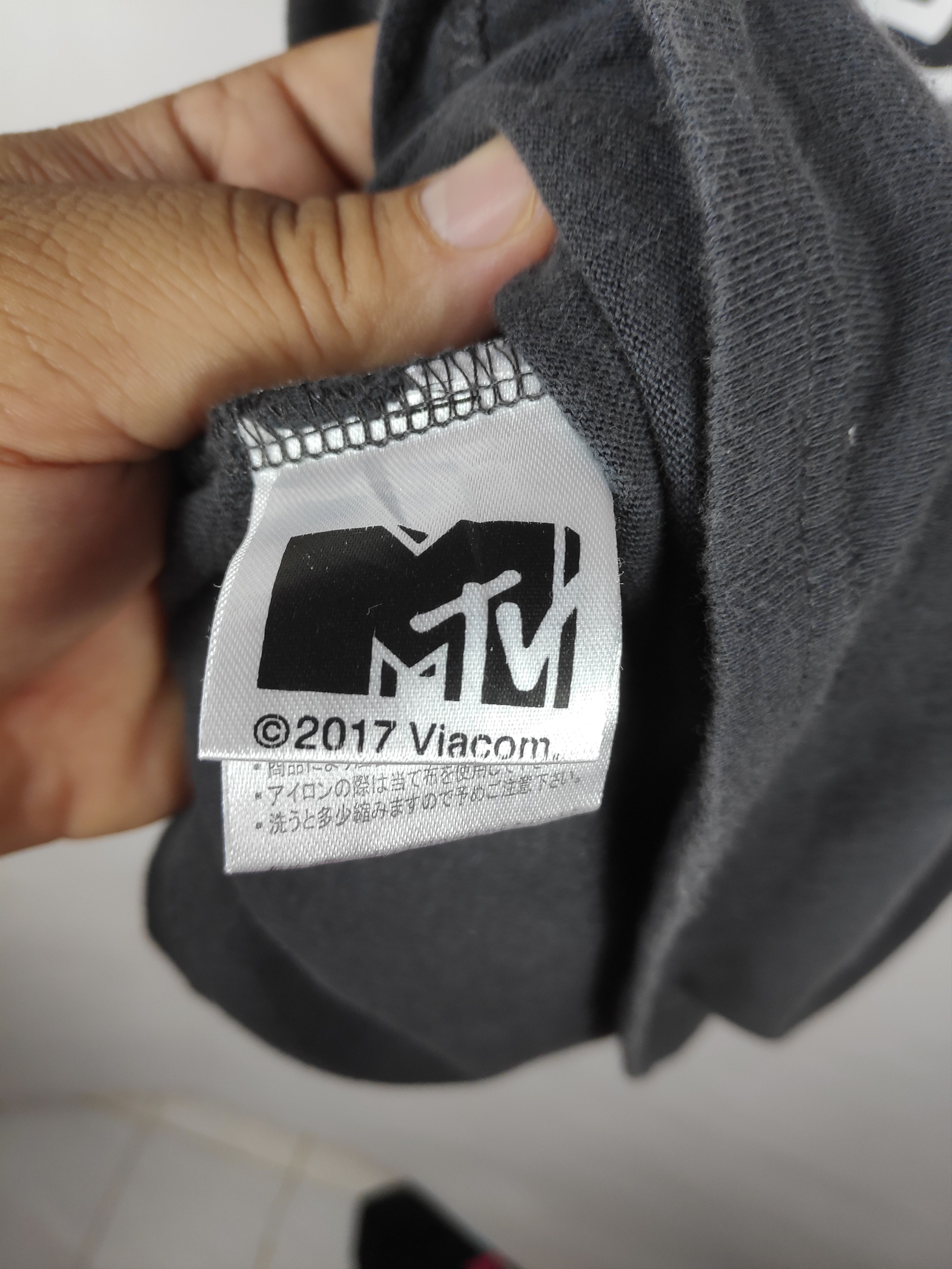 Japanese Brand MTV x Keith Haring Pop Art Love Design Shirt Size US L / EU 52-54 / 3 - 5 Thumbnail