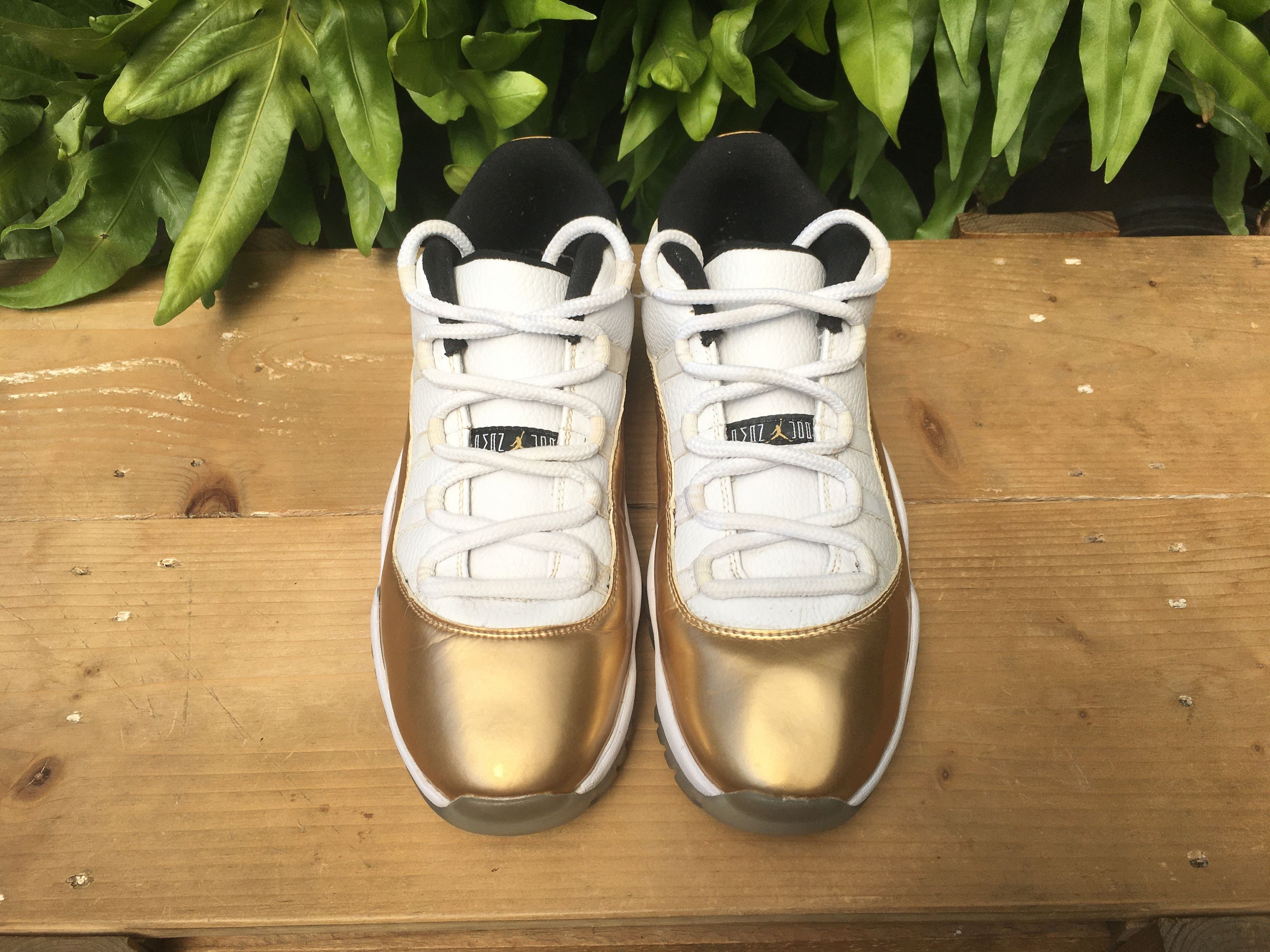 Jordan Brand × Nike 🔥 Nike Air Jordan 11 Retro Low Closing Ceremony Size US 9.5 / EU 42-43 - 8 Thumbnail