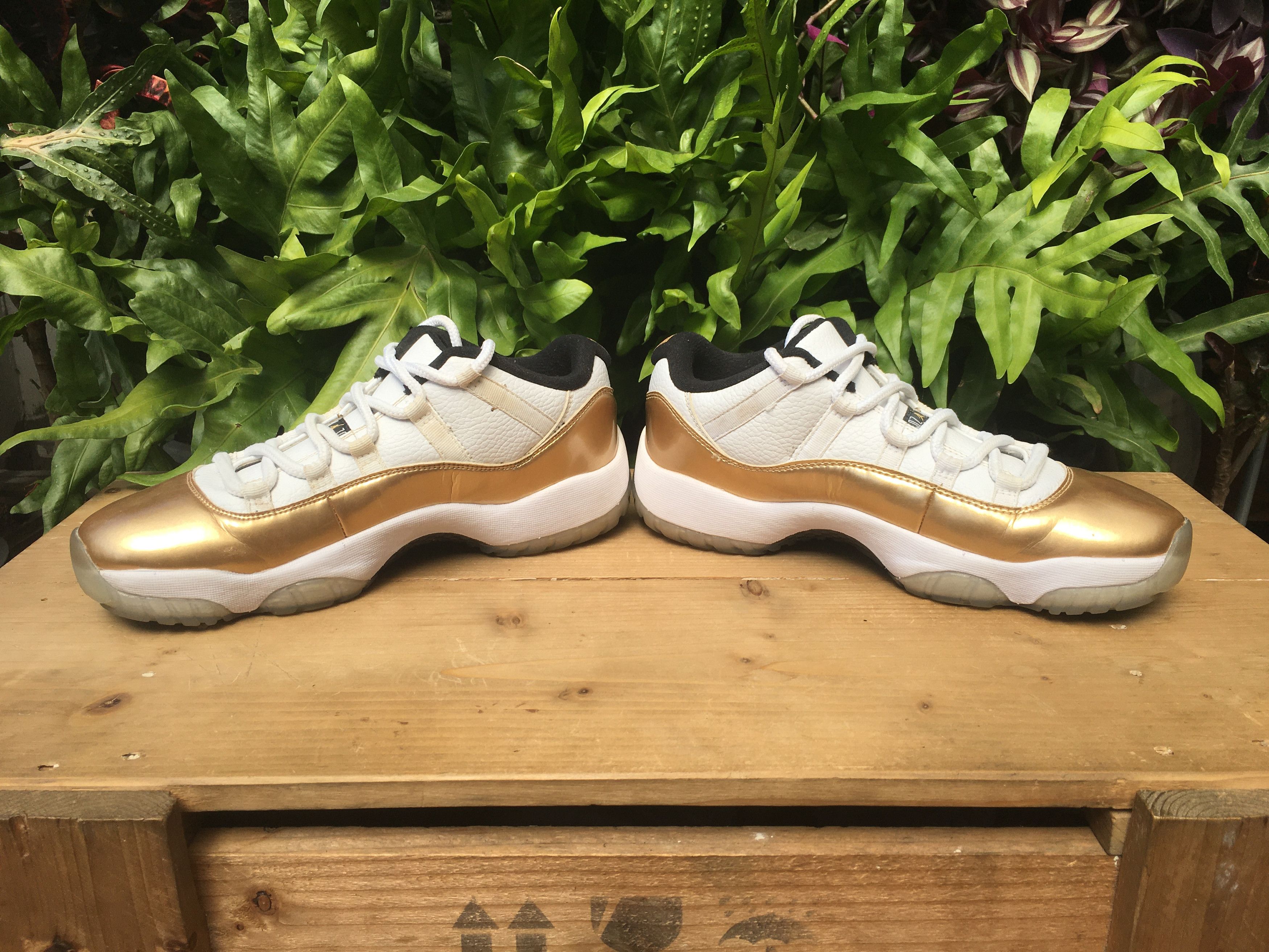 Jordan Brand × Nike 🔥 Nike Air Jordan 11 Retro Low Closing Ceremony Size US 9.5 / EU 42-43 - 5 Thumbnail