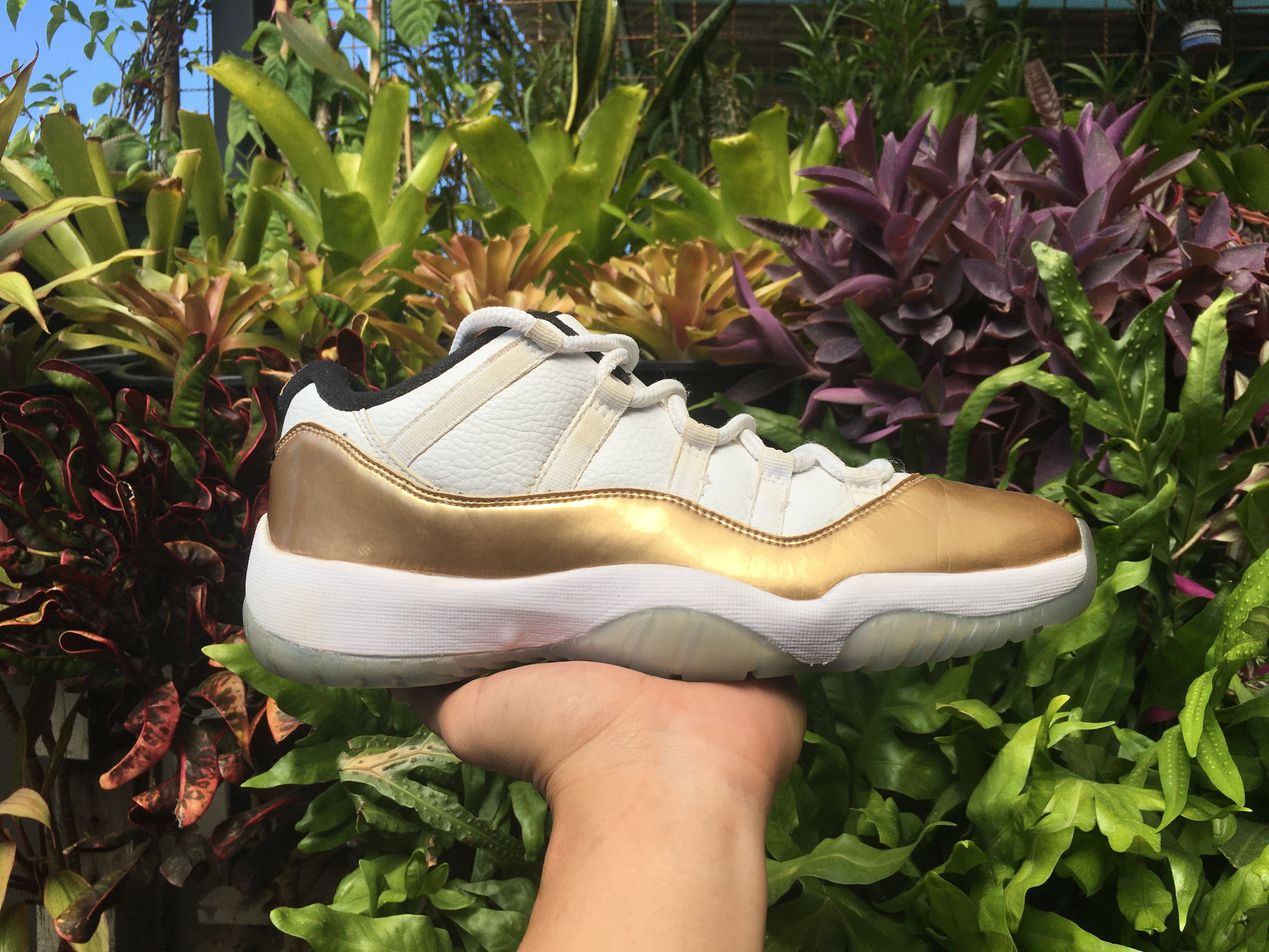 Jordan Brand × Nike 🔥 Nike Air Jordan 11 Retro Low Closing Ceremony Size US 9.5 / EU 42-43 - 21 Thumbnail