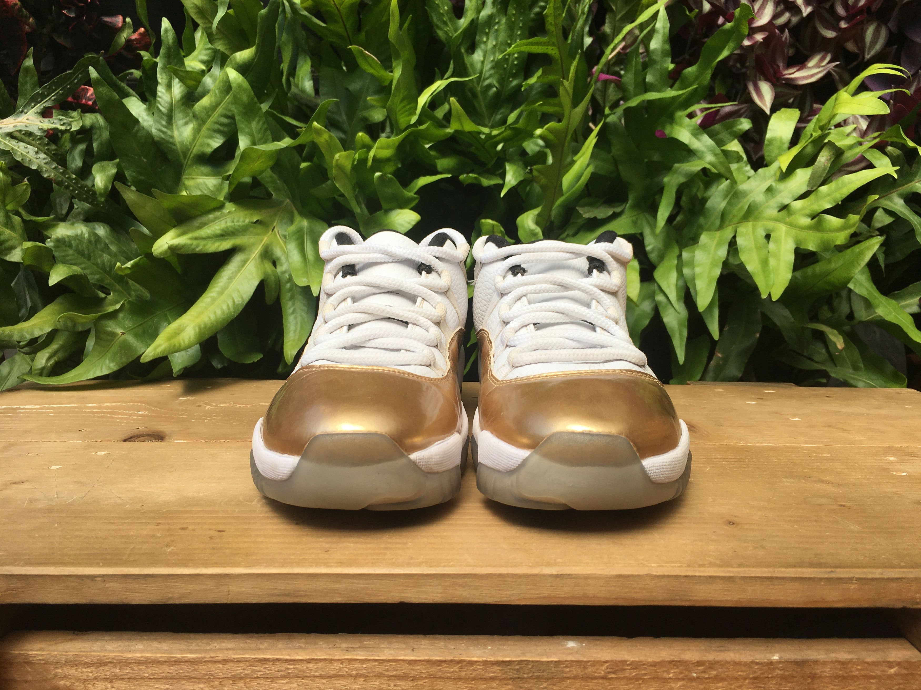 Jordan Brand × Nike 🔥 Nike Air Jordan 11 Retro Low Closing Ceremony Size US 9.5 / EU 42-43 - 9 Thumbnail