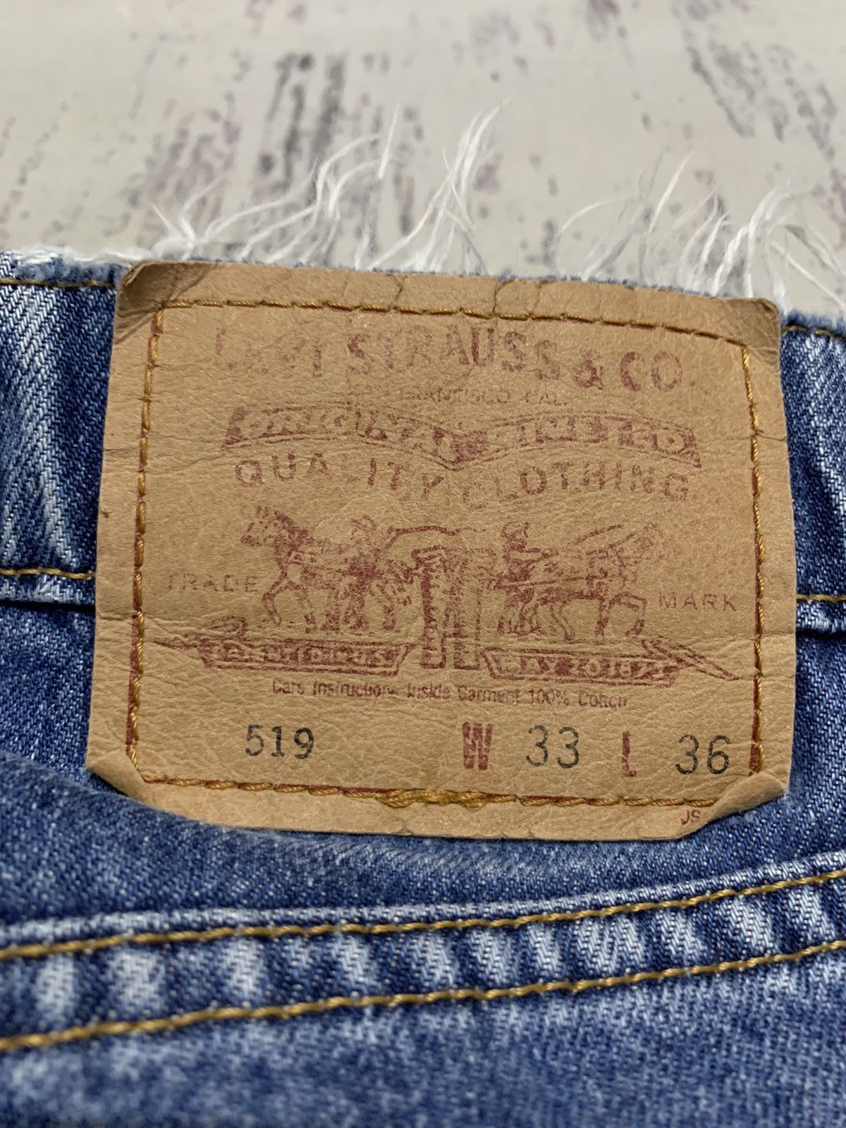 Vintage 90s Levi’s 519 Distressed Ripped Faded Blue Denim Jeans W31 Size US 31 - 15 Thumbnail