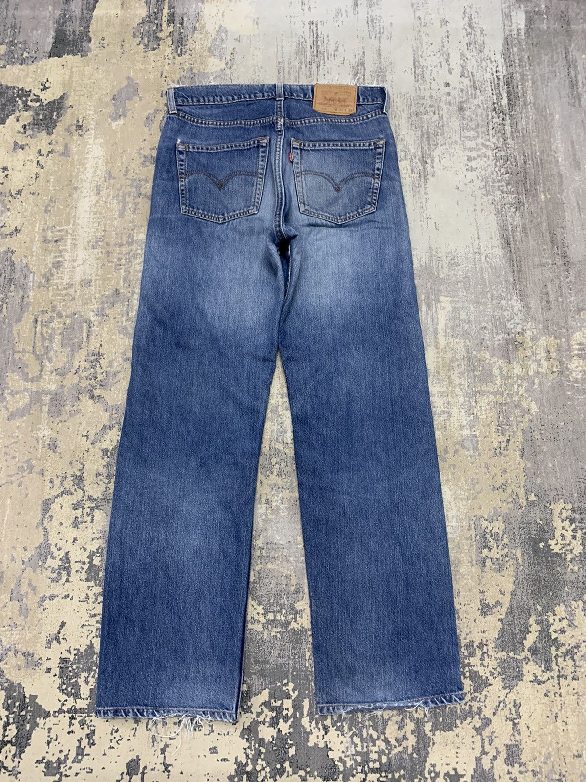 Vintage 90s Levi’s 519 Distressed Ripped Faded Blue Denim Jeans W31 Size US 31 - 10 Thumbnail