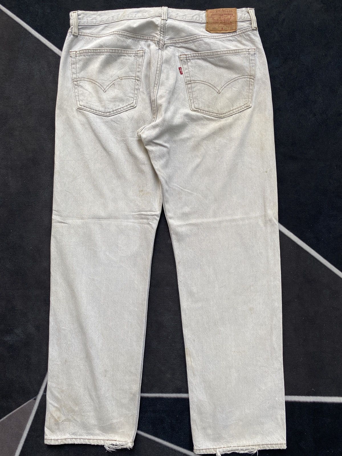 Jean × Levi's × Vintage 90s VINTAGE LEVIS 501 DISTRESSED JEANS-J375 Size US 37 - 3 Thumbnail