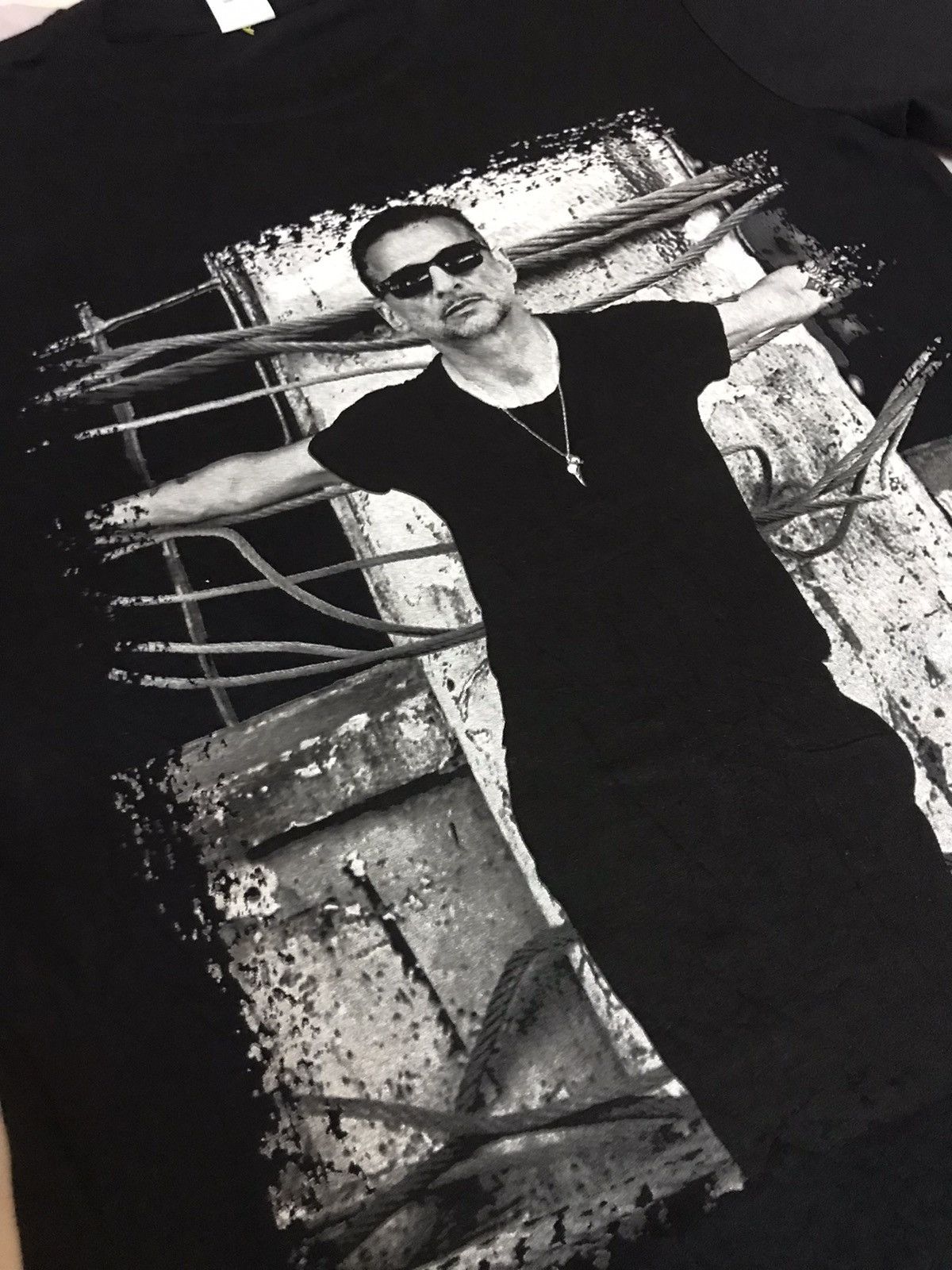Band Tees × Vintage Tee band depeche mode (dave gahan singer)2017 Size US S / EU 44-46 / 1 - 5 Thumbnail