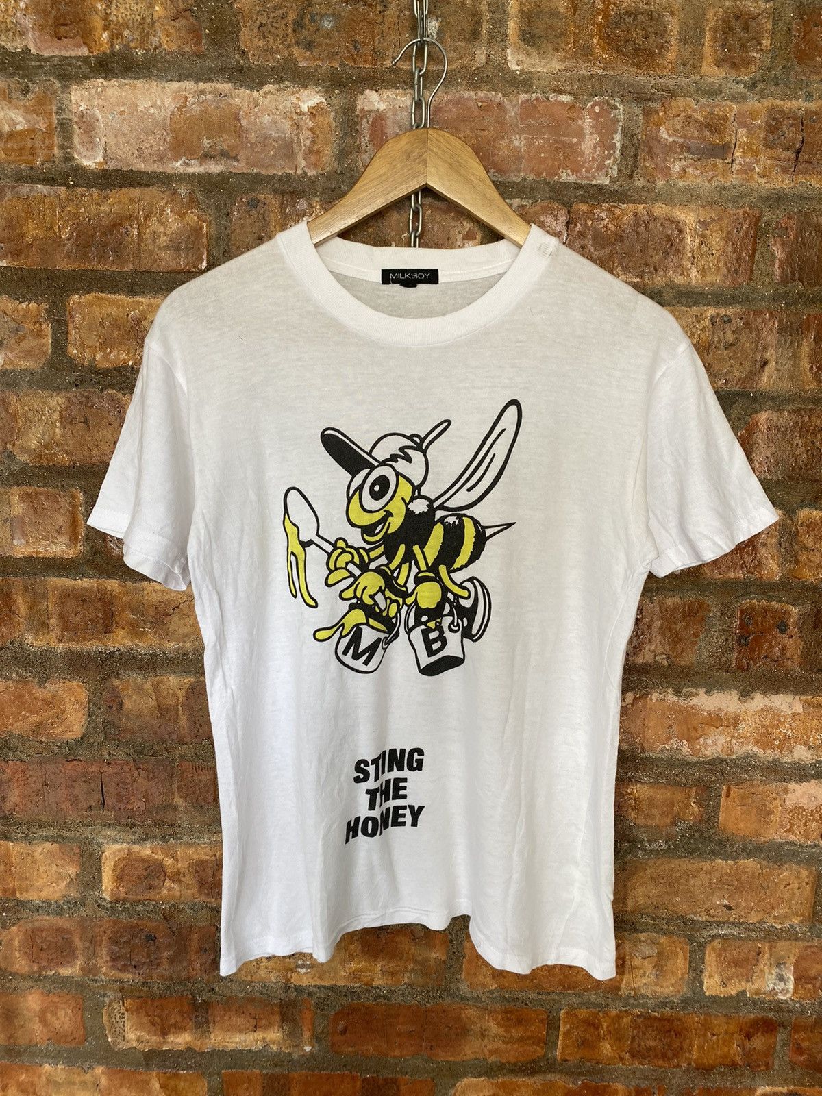 Japanese Brand Vtg MILKBOY sting the honey tee Size US S / EU 44-46 / 1 - 3 Thumbnail
