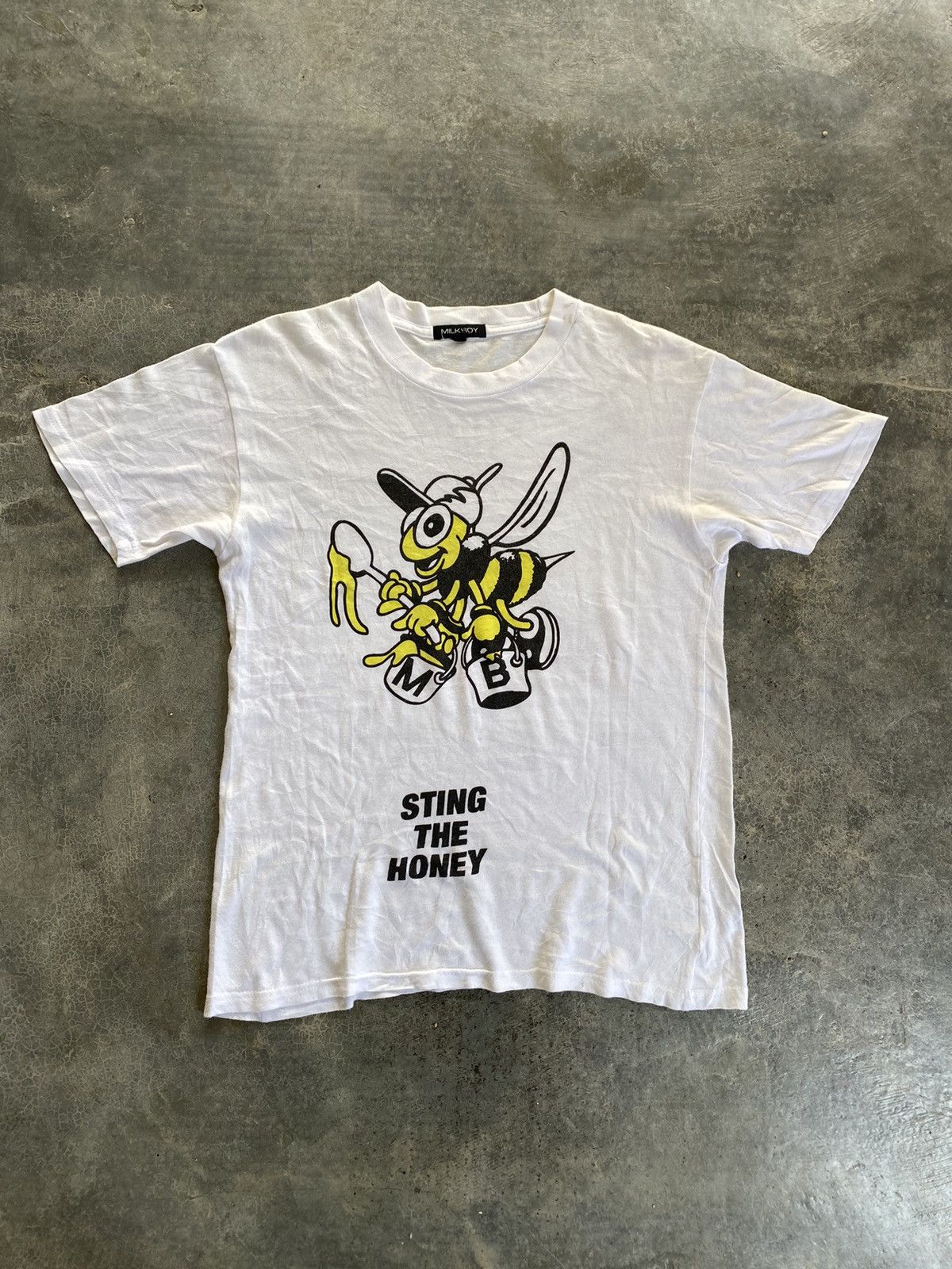 Japanese Brand Vtg MILKBOY sting the honey tee Size US S / EU 44-46 / 1 - 2 Thumbnail