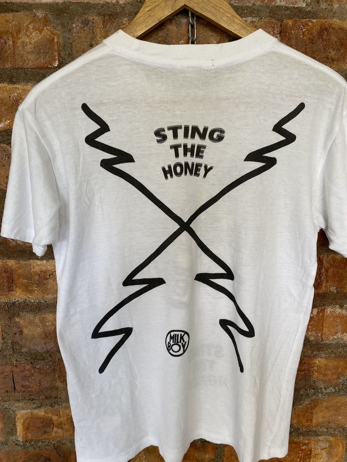 Japanese Brand Vtg MILKBOY sting the honey tee Size US S / EU 44-46 / 1 - 6 Thumbnail