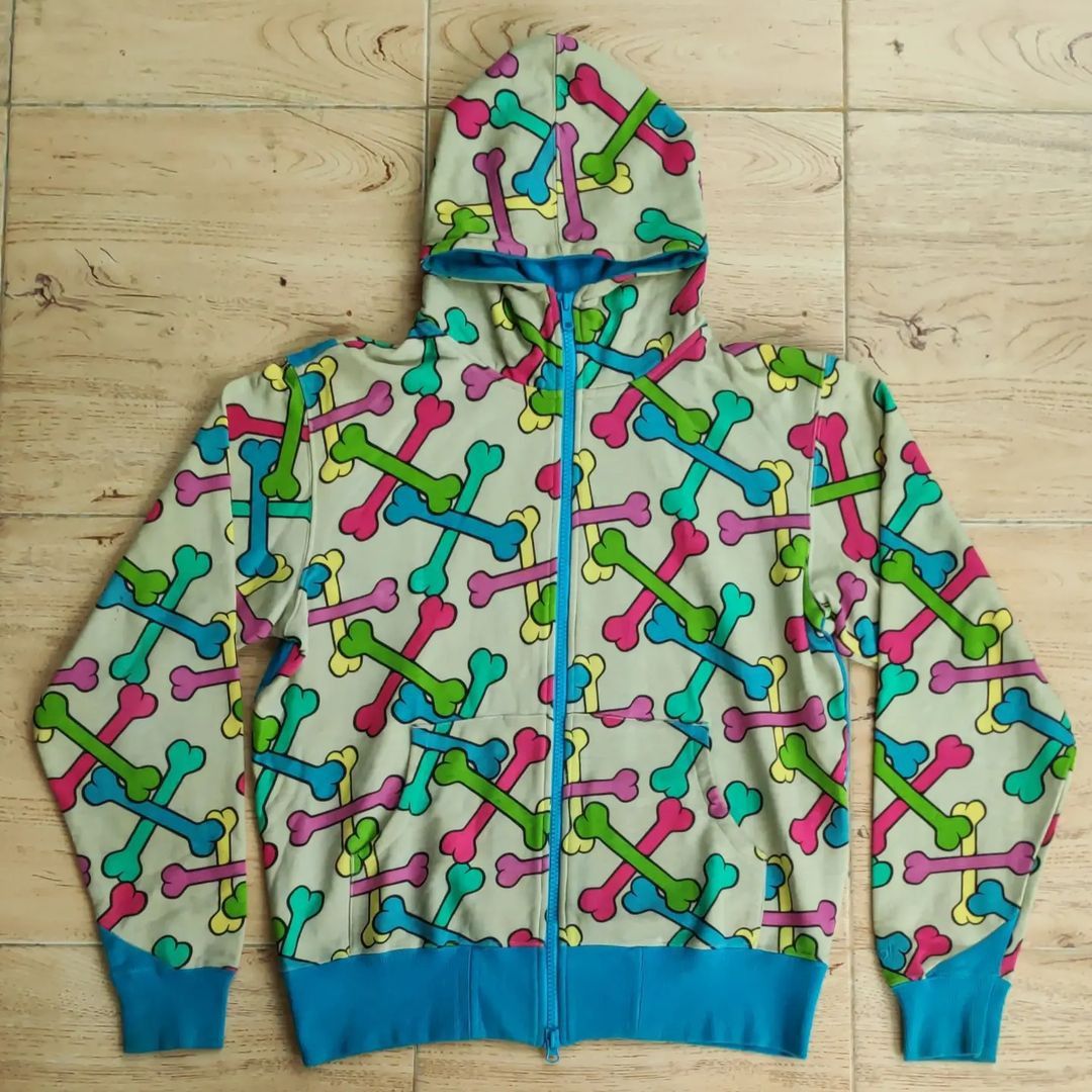 Kid Robot Original Kidrobot Dog Bone Zip Hood Size US L / EU 52-54 / 3 - 1 Thumbnail