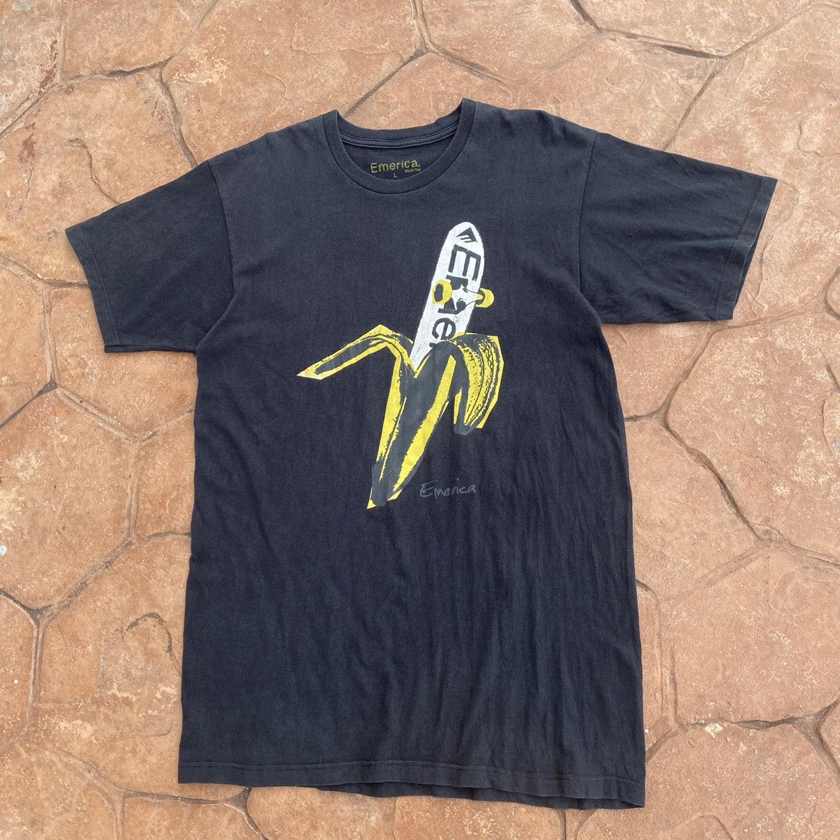 Emerica Thrashed Faded Y2K Emerica Skateboard ERD GRUNGE VINTAGE TEE Size US L / EU 52-54 / 3 - 1 Thumbnail
